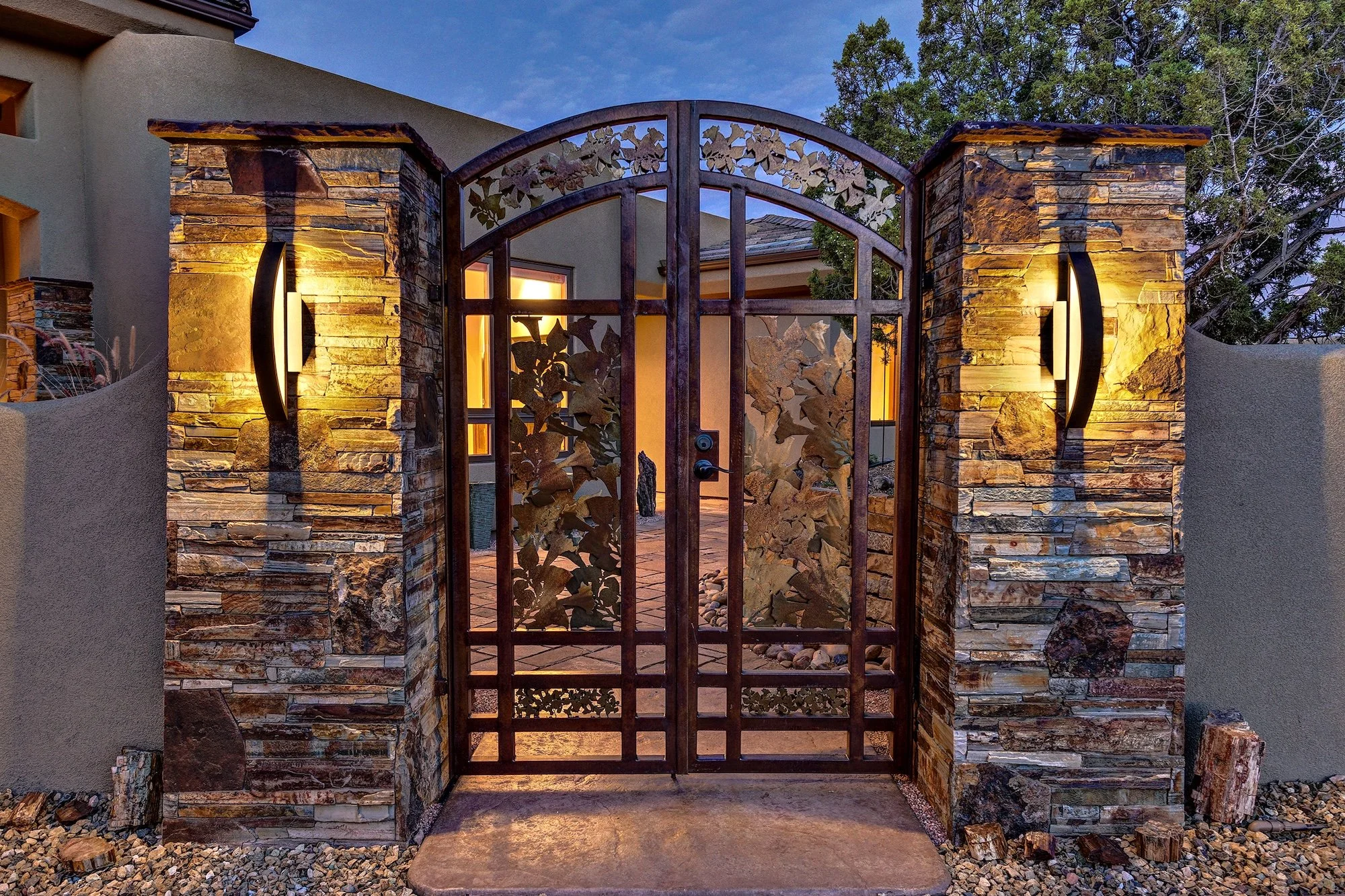 2556 Anasazi_1400-1 F.jpg