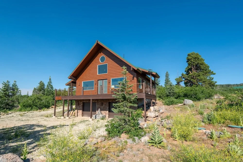 0070 Front Exterior-003.jpg