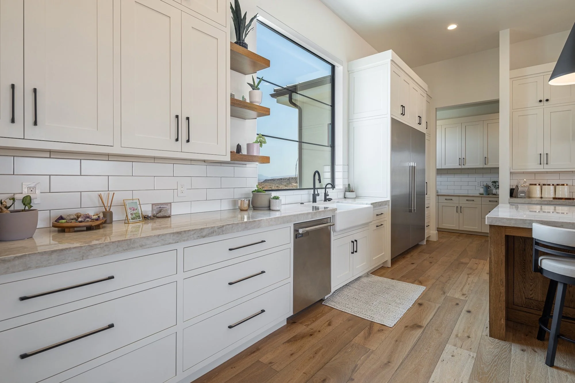 0600 Kitchen-002.jpg