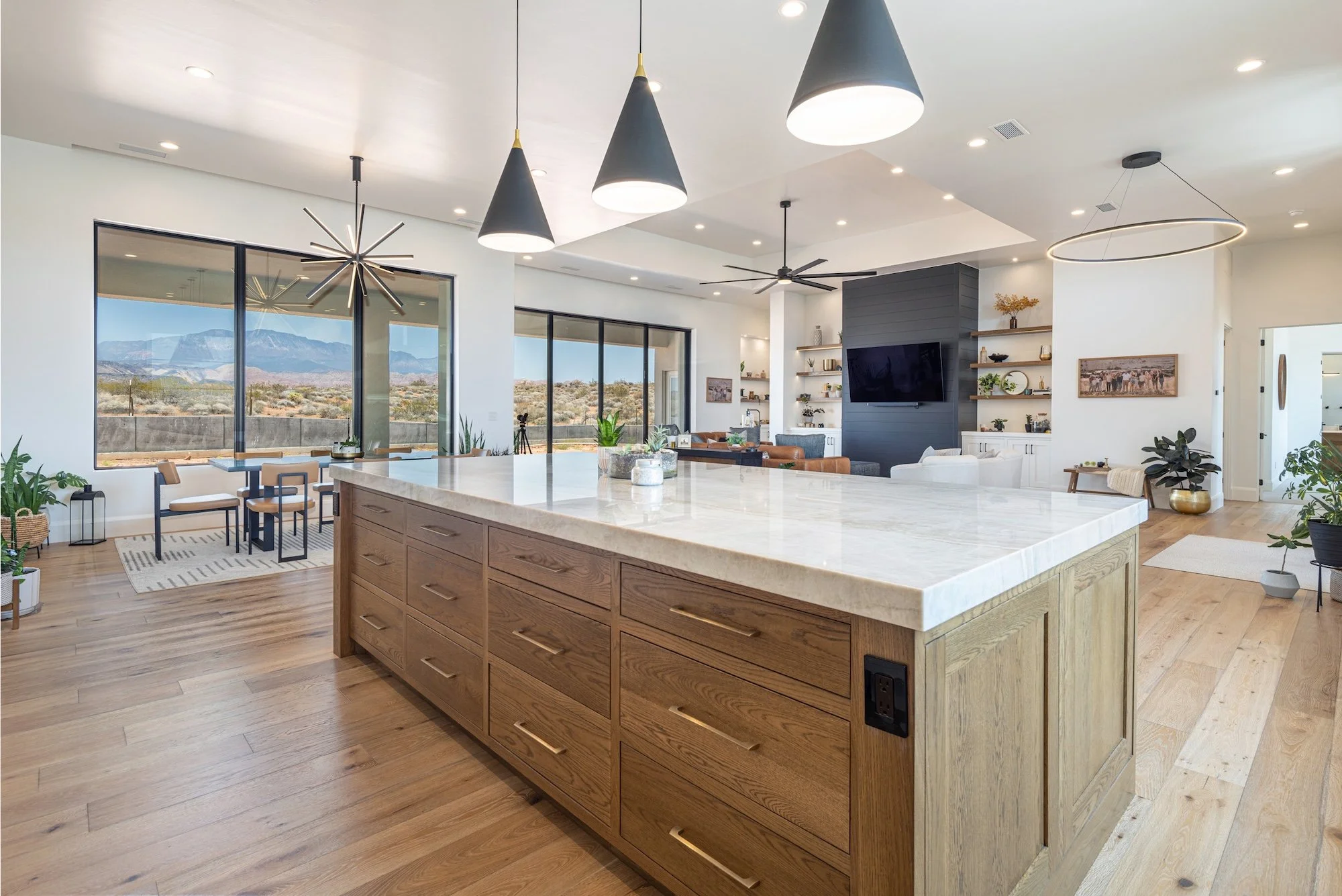 0600 Kitchen-006.jpg