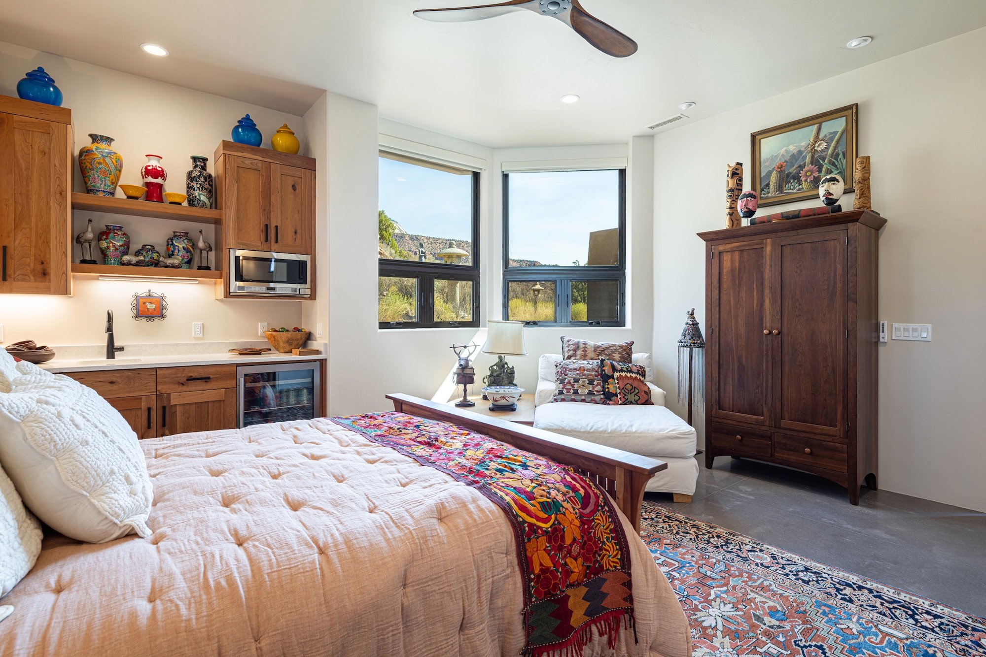 1420 Casita Bathroom-003.jpg