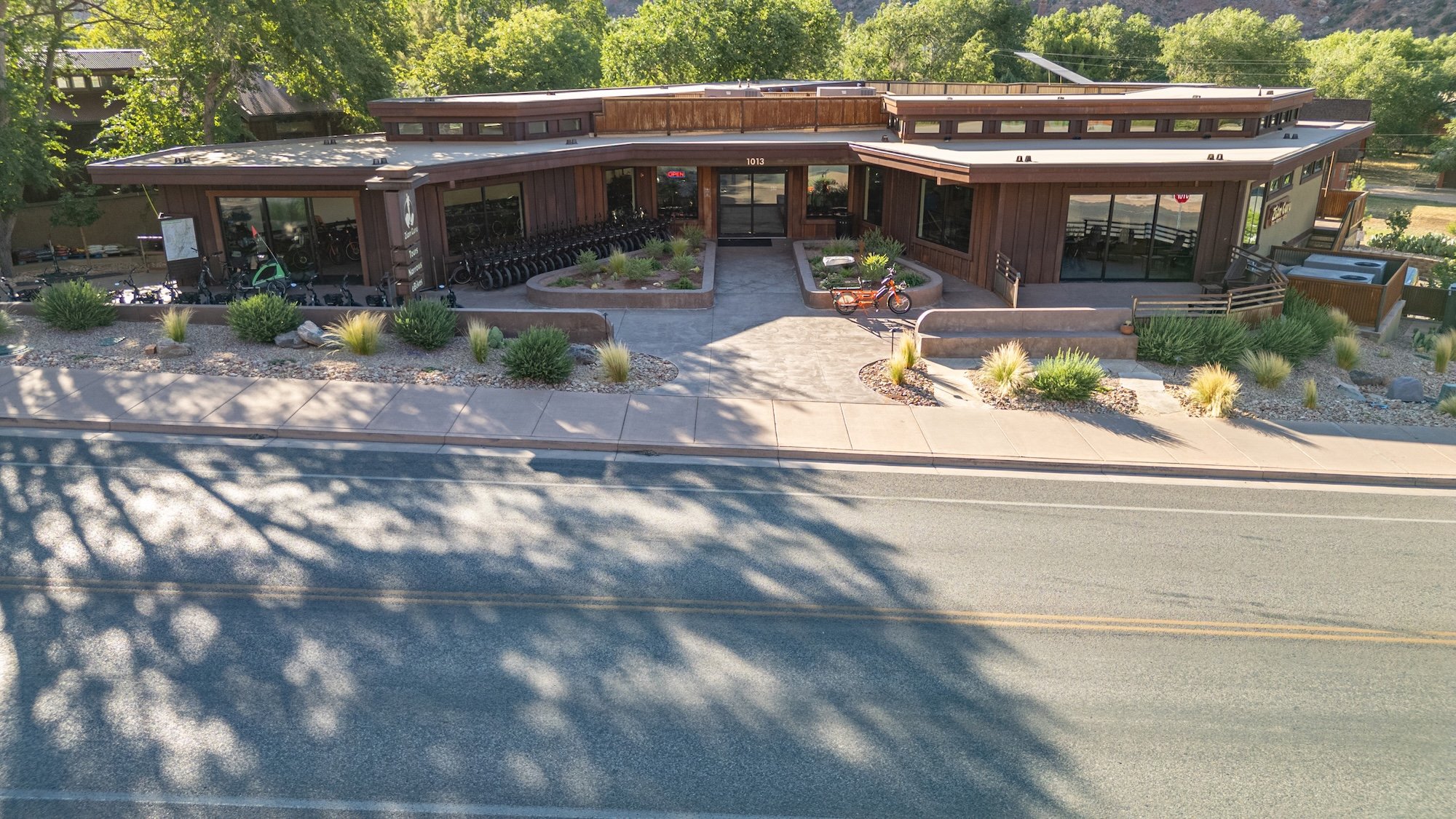 1650 Zion Guru-011.jpg