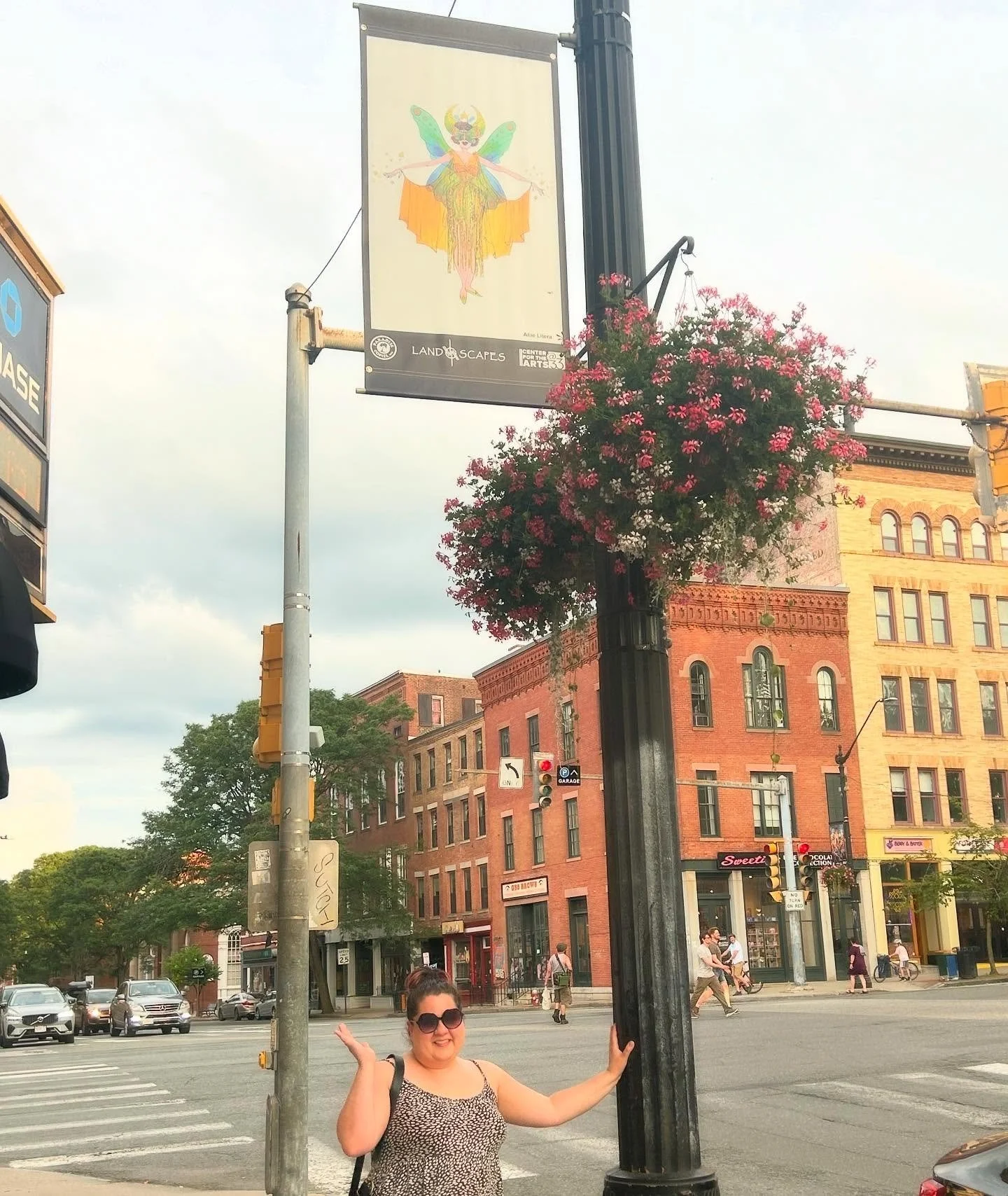 Hi friends! Life update: I moved to Northampton, MA about a week ago! This change is so exciting! Moving in with my partner and actually getting to live somewhere that I really, really want to be is super fulfilling. 

I remember visiting Northampton