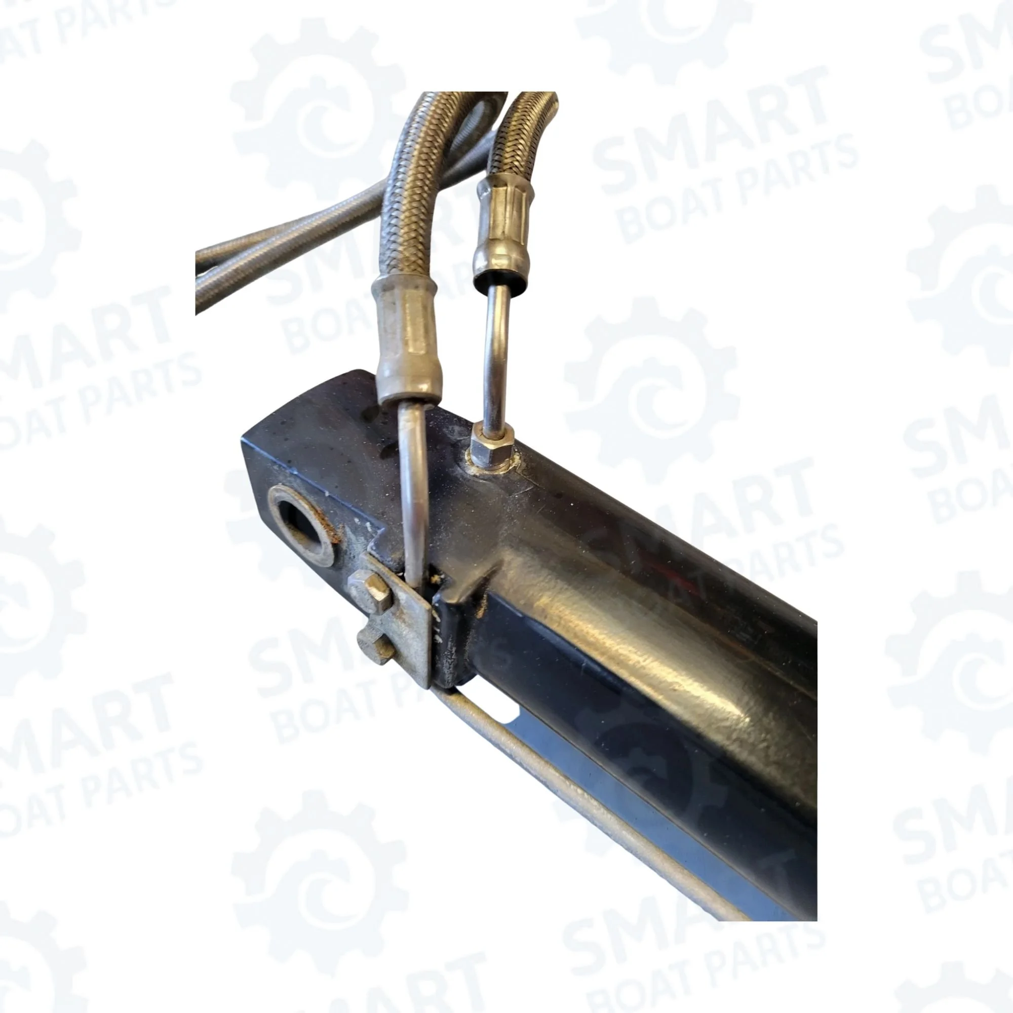 MerCruiser Alpha One Gen 2 Trim Rams (9).jpg