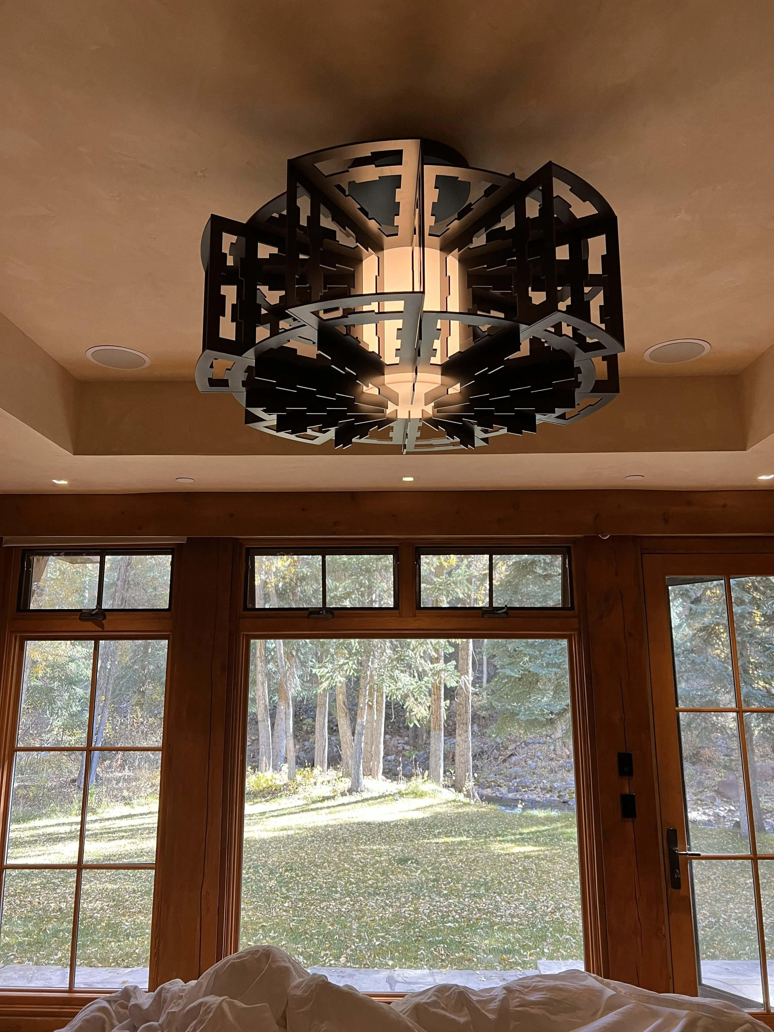 N1R
Ceiling Light