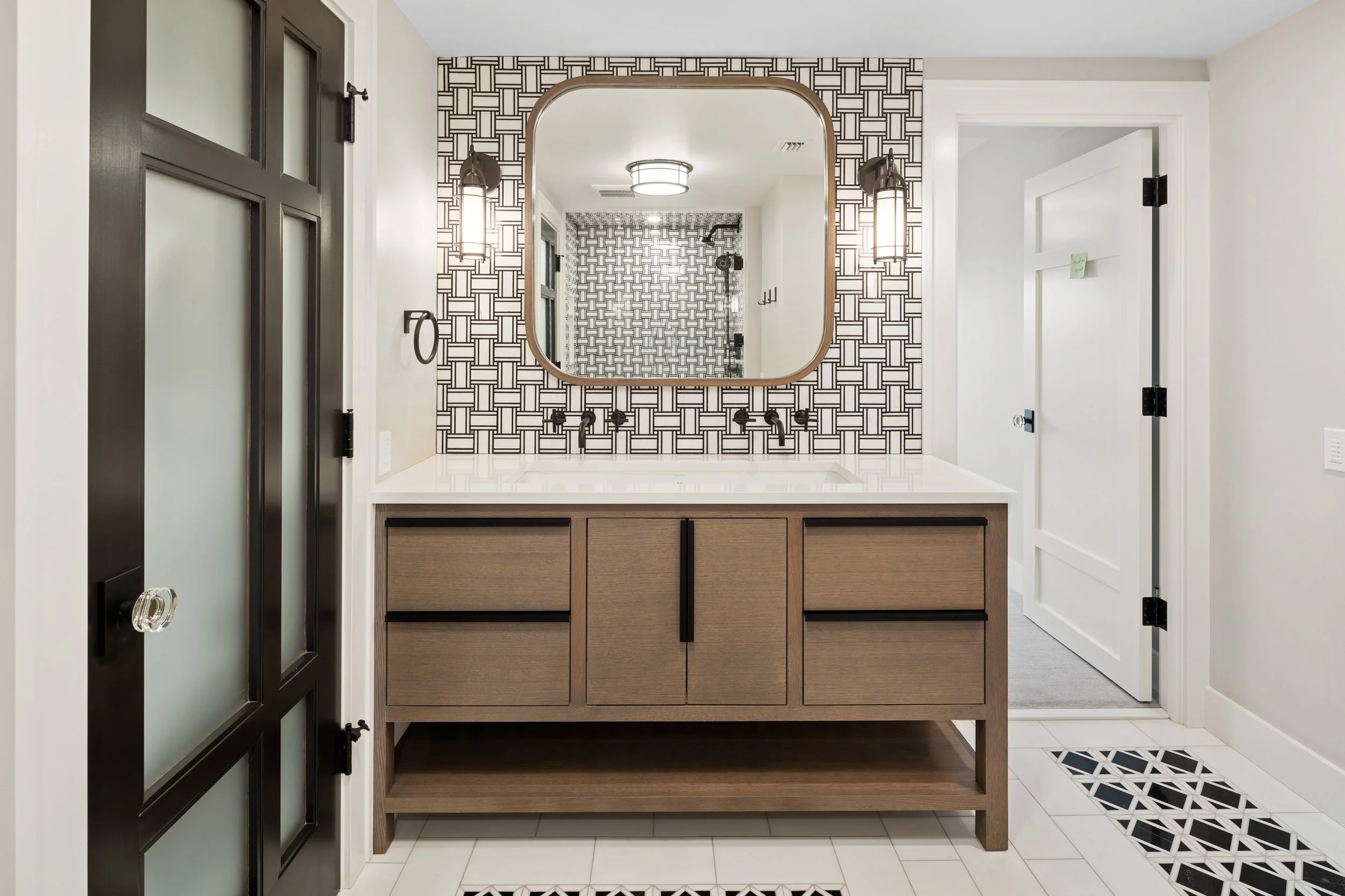 1301 Spring St - Photos (Web)-02.jpg