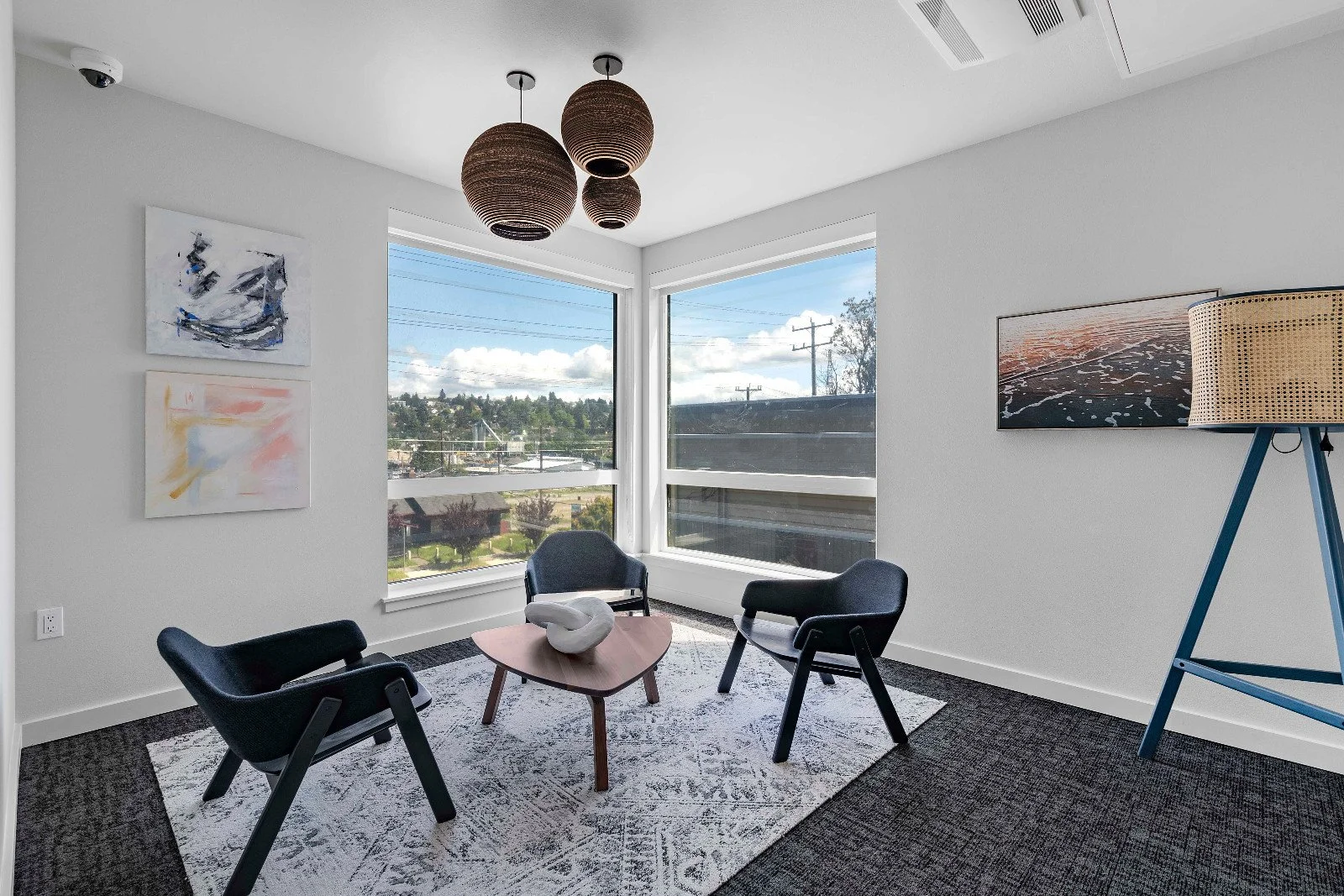 Lanterman-609 W Nickerson St (Seattle) - MLS (16 of 29).JPG