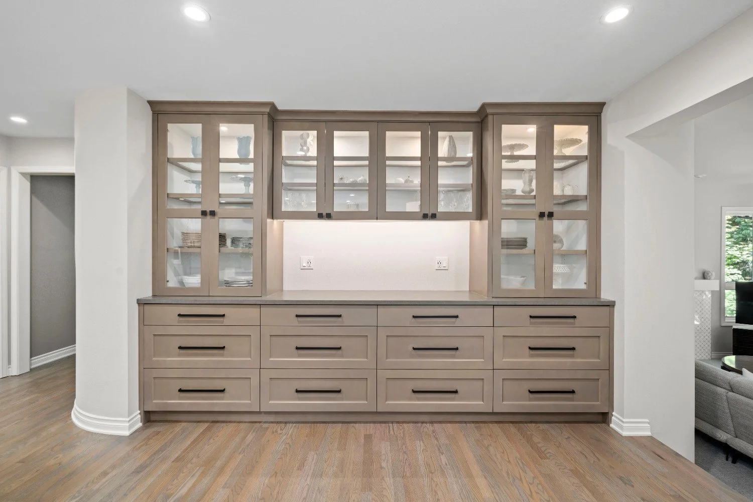 2000 Squak Mountain Loop SW (Issaquah) - MLS (16 of 28).JPG