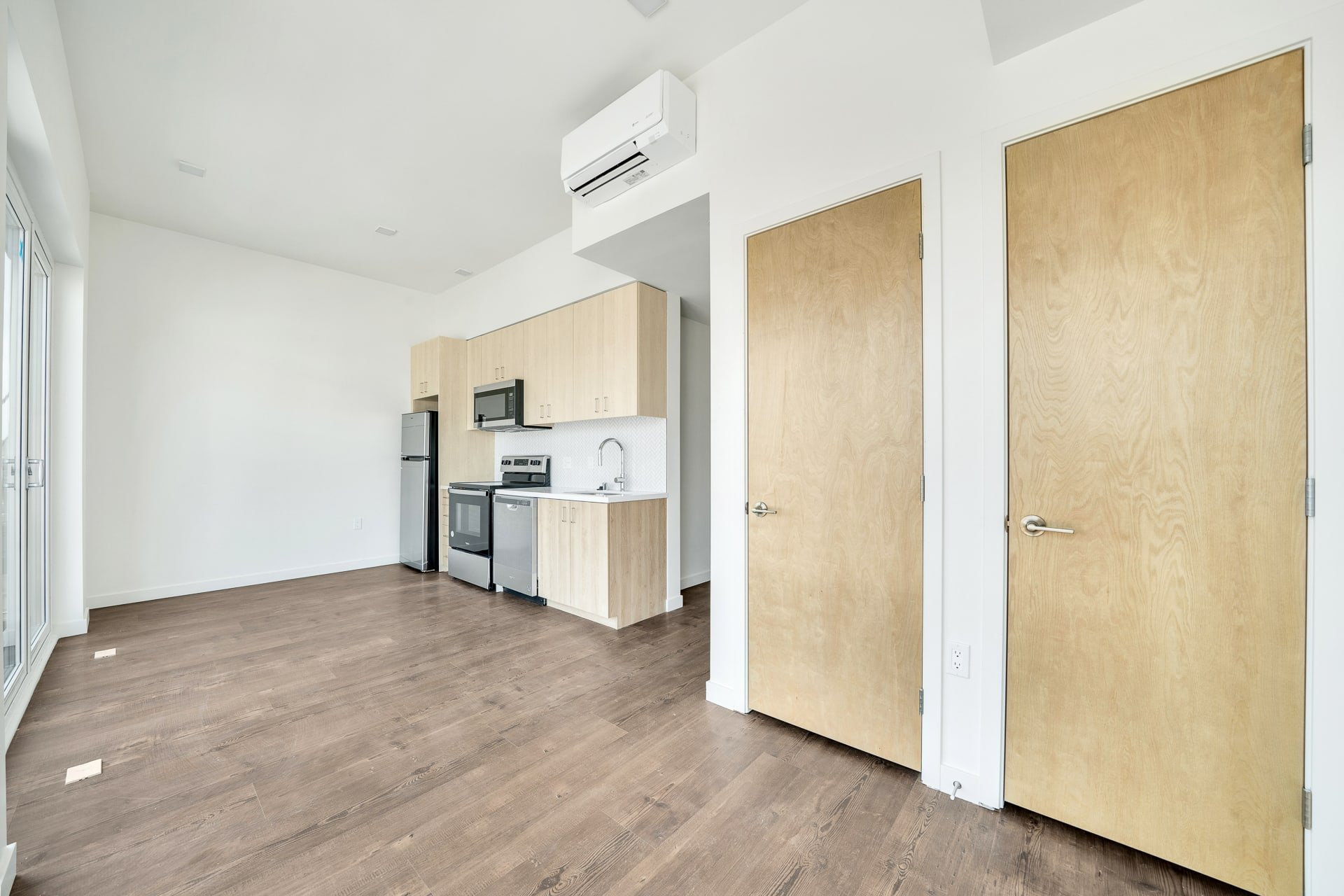 6_1621 McCadden Place, Unit 801.jpg