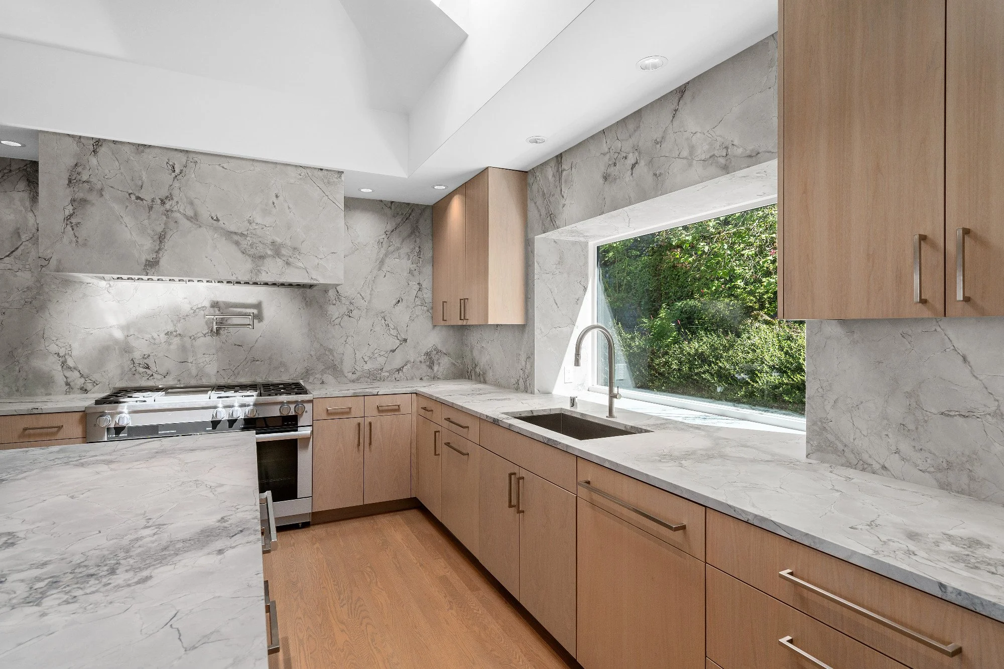 Shoreline Remodel  - PRINT (6 of 38).jpg