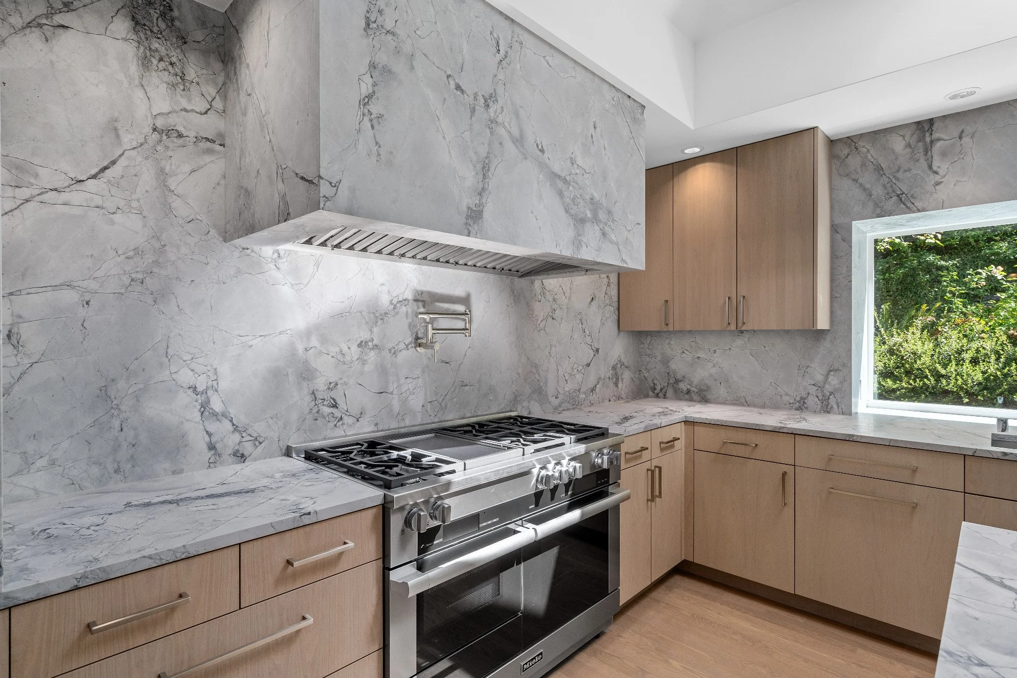 Shoreline Remodel  - PRINT (10 of 38).jpg