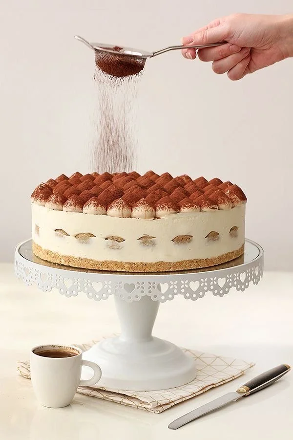 Cannoli cake with topping.JPG