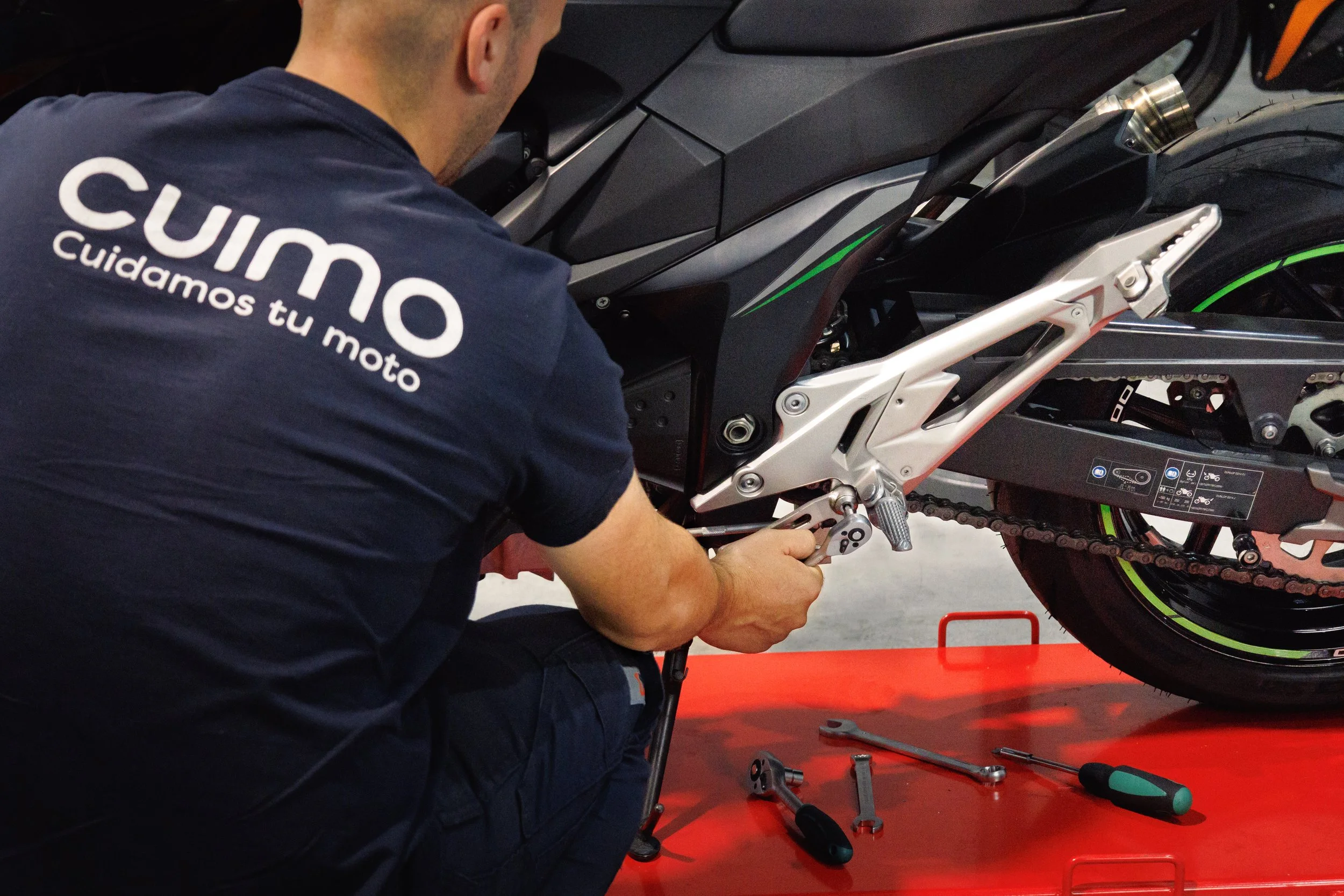 Consejos para mantener tu moto como nueva: guía 2026