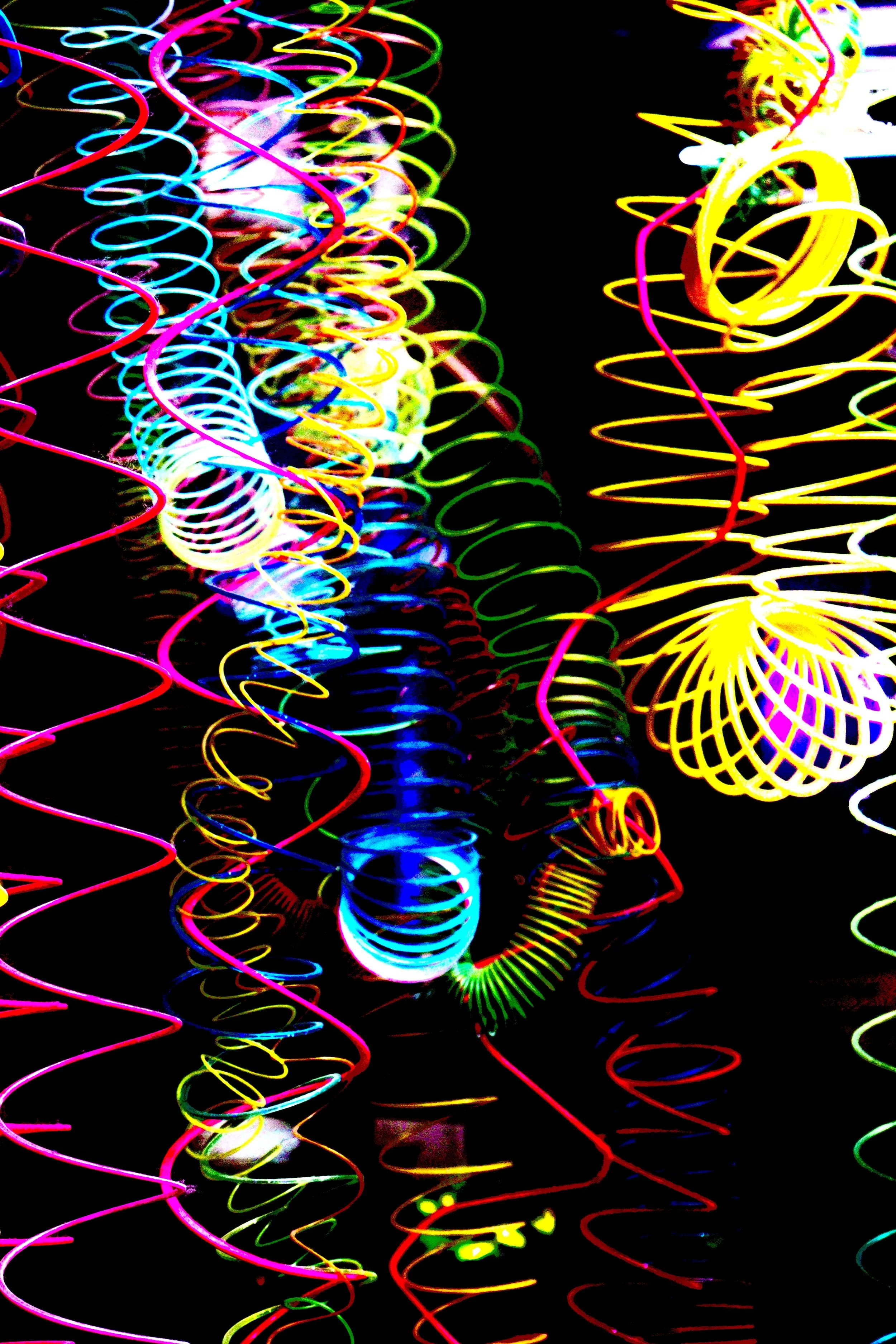 COS - Slinky - Hightlight 2.JPEG