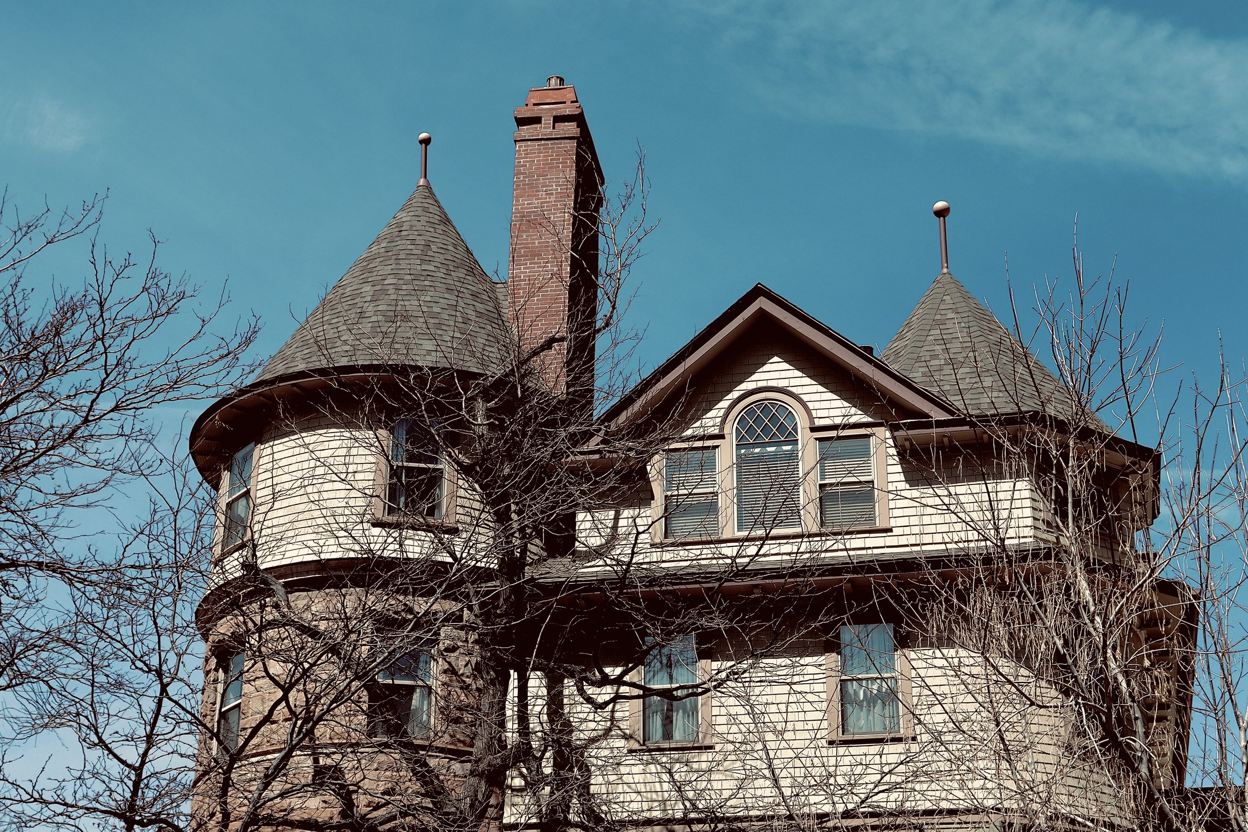 Manitou - Building in Brown 2.JPEG