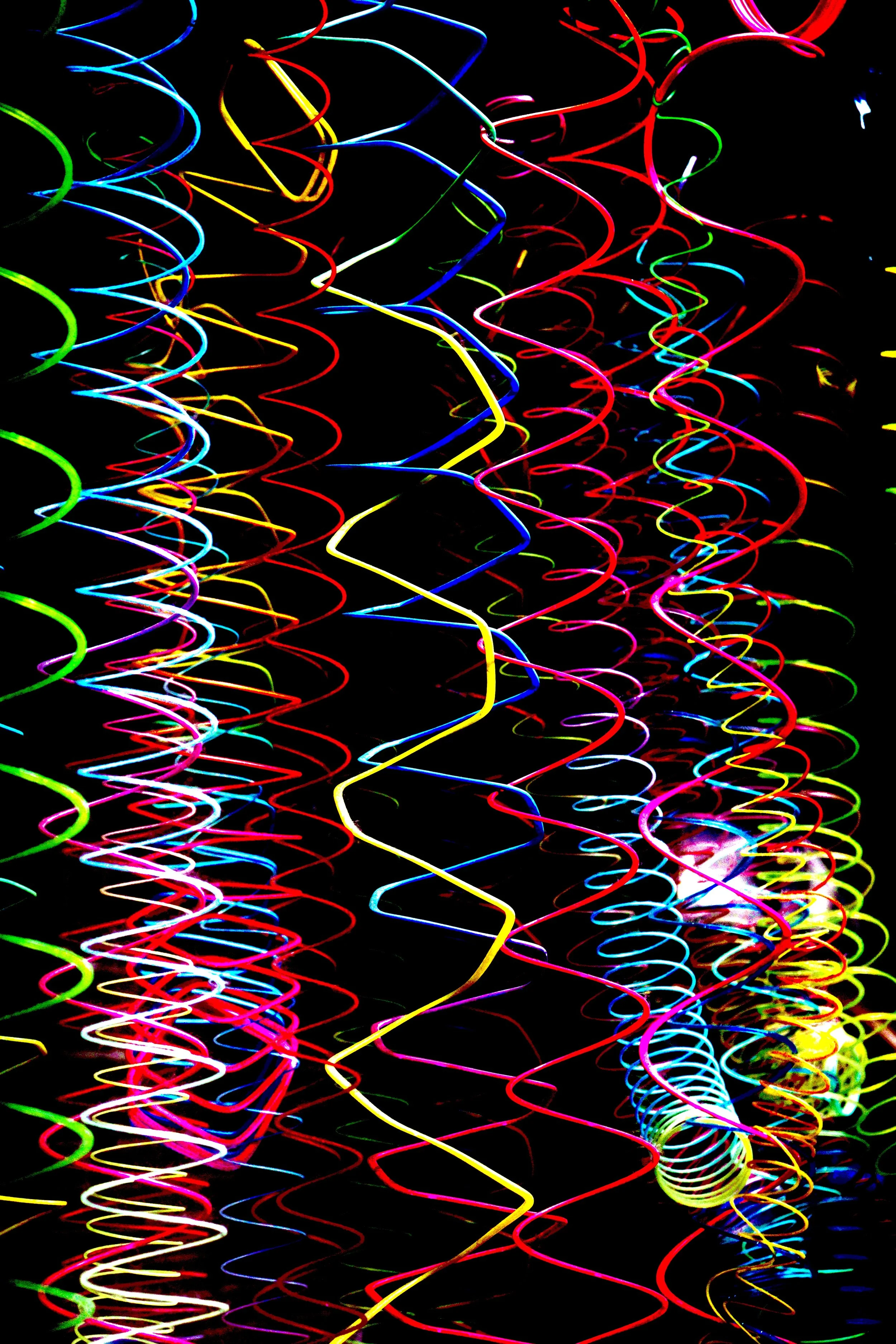 COS - Slinky - Hightlight 3.JPEG