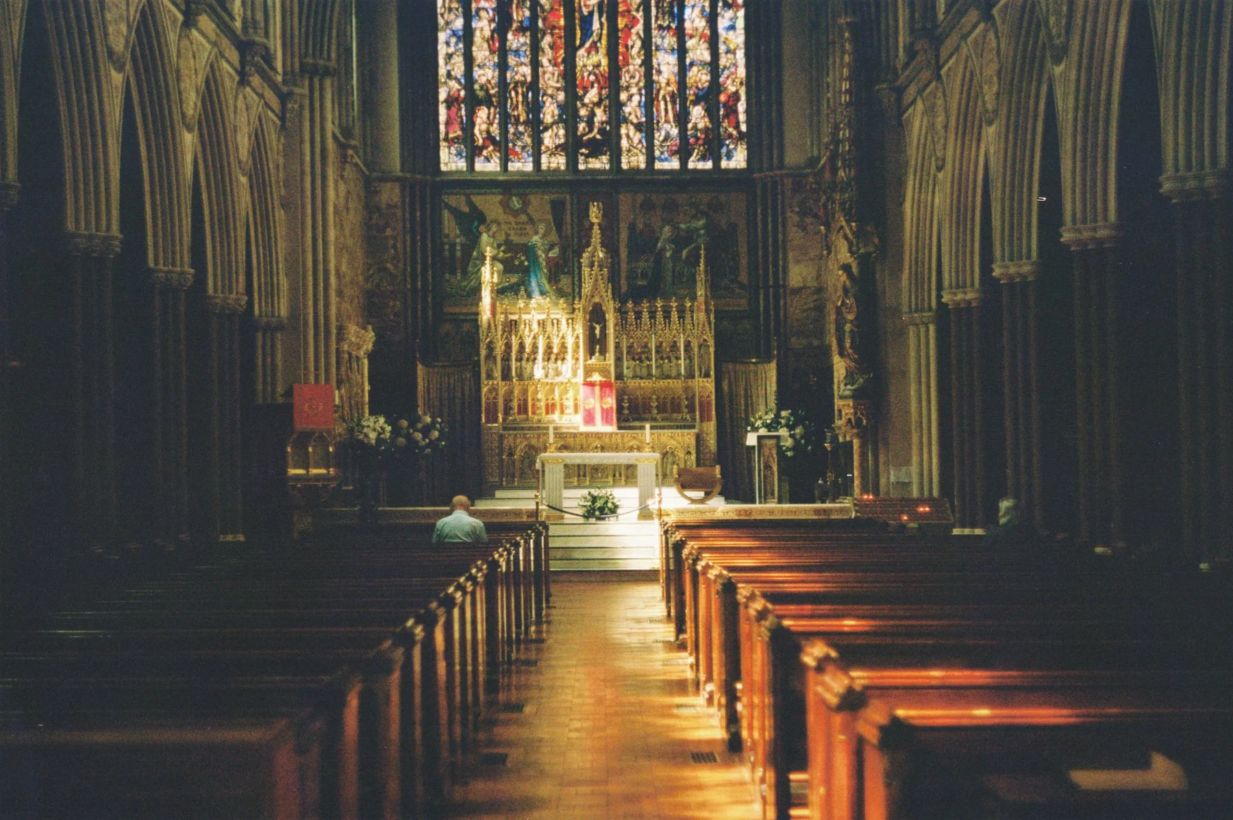 R1-01647-004A.jpg