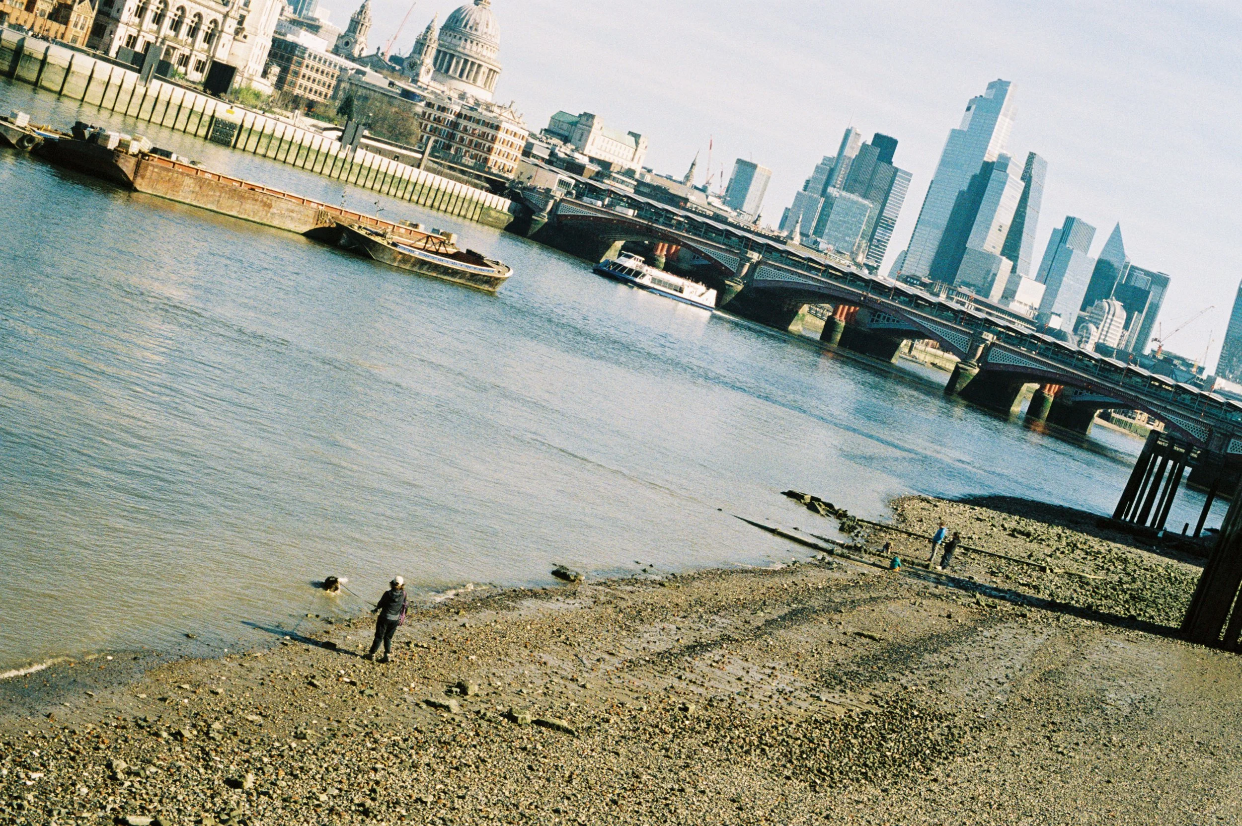 R1-00648-0025.jpg
