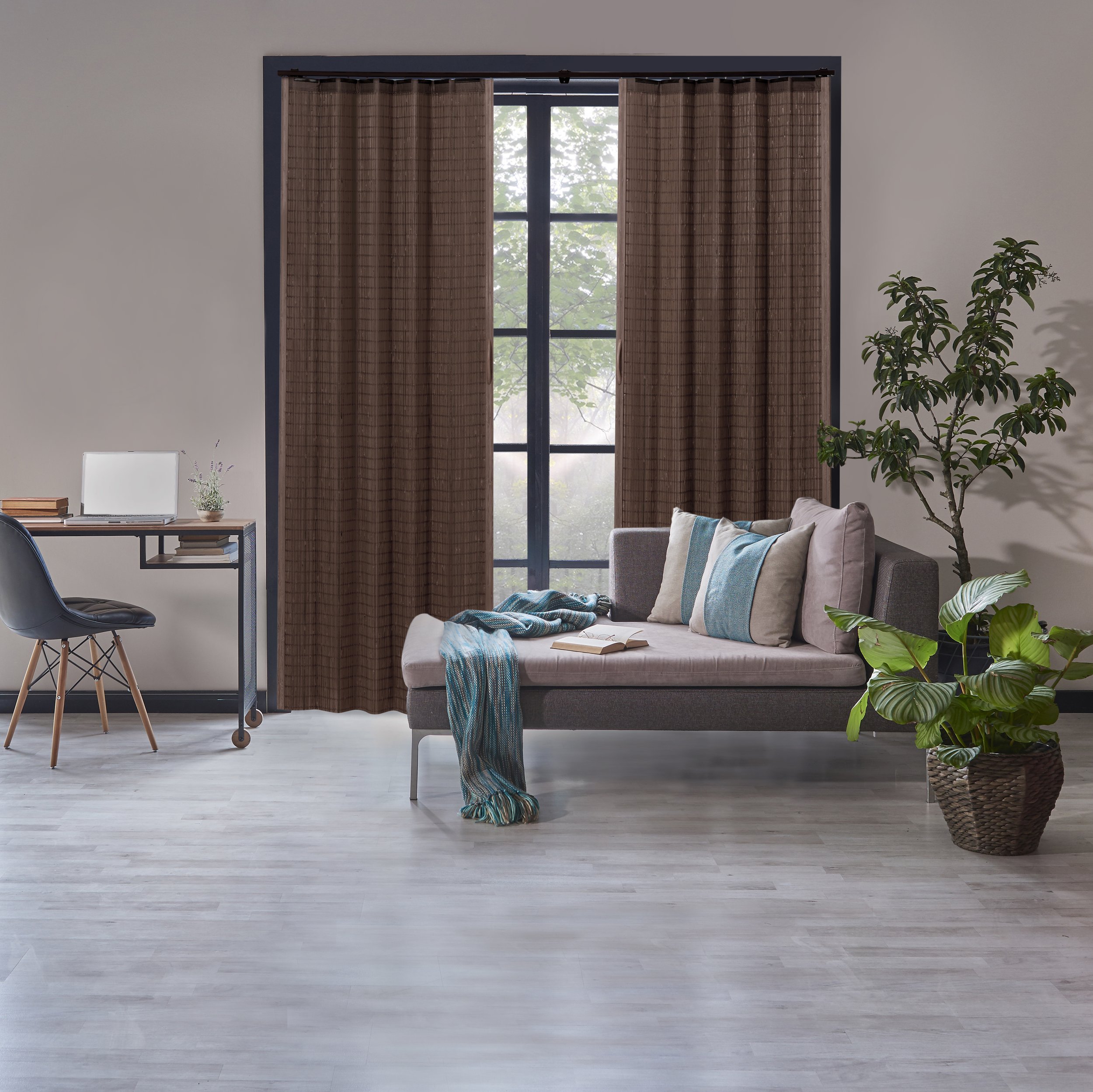 aspen_ebony_folding_door.jpg