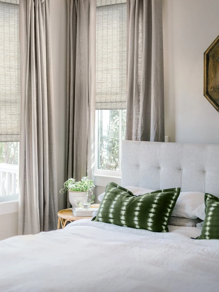 Drapery : Pillows 