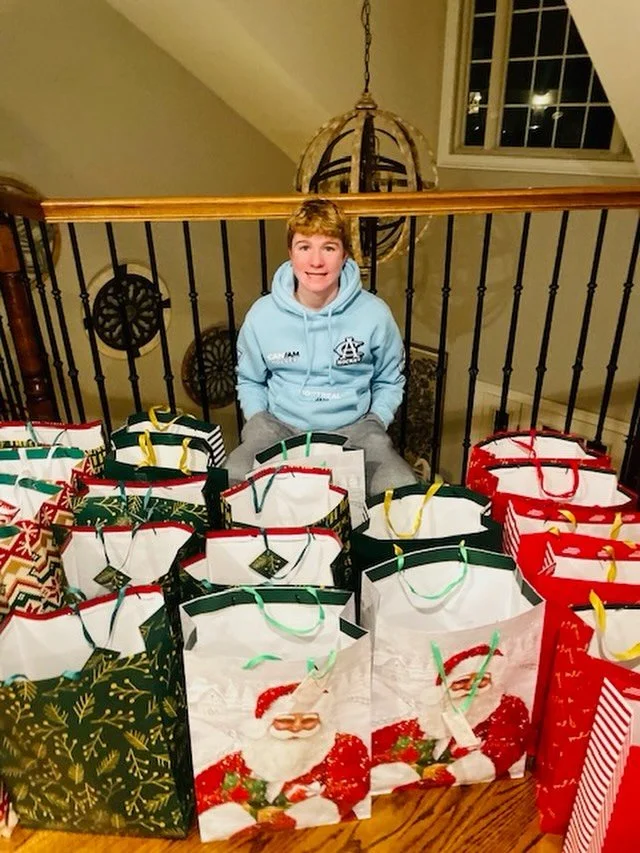 Thank you to Anthony Lazzara for choosing Hudson County CASA for his confirmation project and creating 20+ teen boy bags&mdash;each carefully selected and complete with a gift card. 🎁

Your generosity means so much during this holiday season. It&rsq