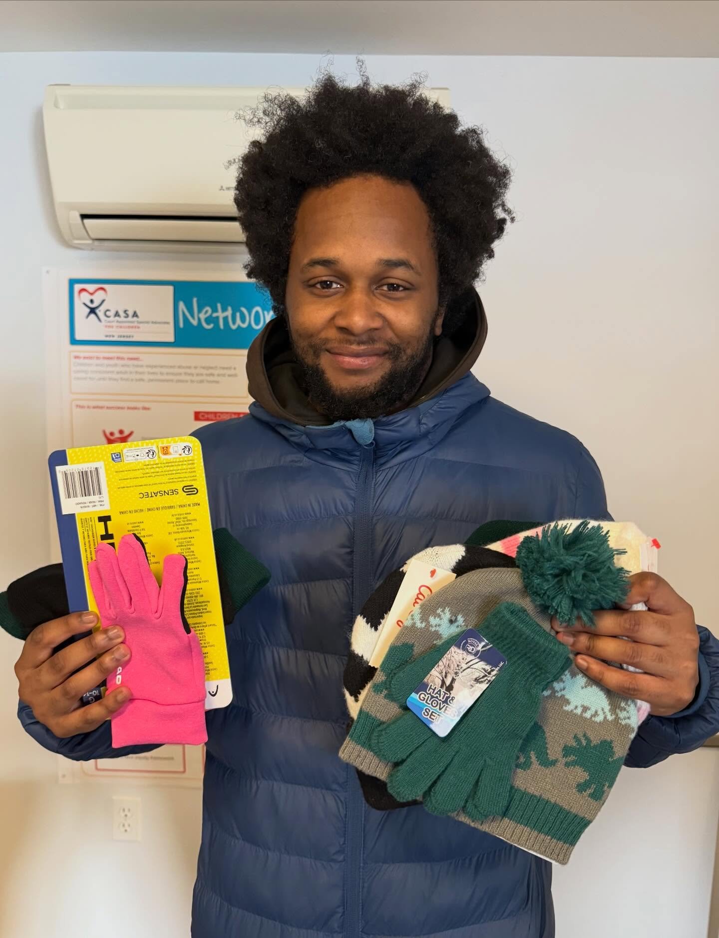 Thank you to all the members of the Rotary Cub of Bayonne for collecting winter accessories for our CASA teens and families! Your generosity and spirit of giving are truly appreciated.💙❤️