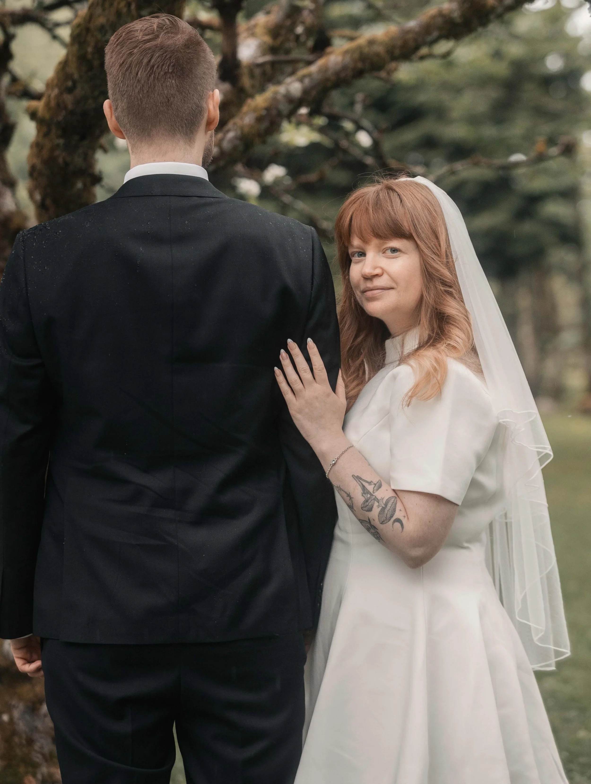 🫶 Gratulerer s&aring; masse til Kathrine og H&aring;vard, &oslash;nsker all lykke og glede p&aring; ferden videre som kone og ektemann! 👰🏼🤵🏻&zwj;♂️

#bryllup #bryllupsfotograf #stord #sunnhordland