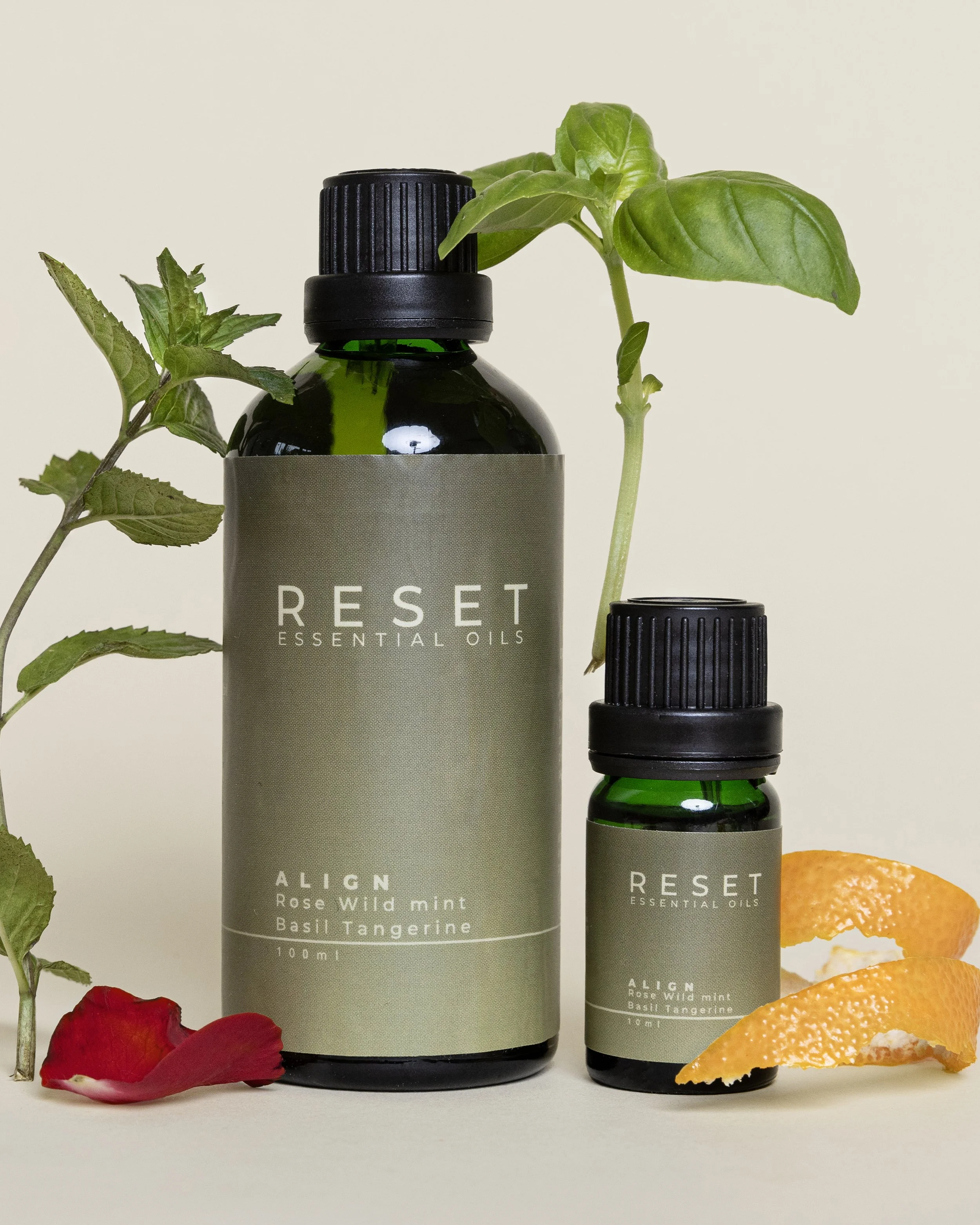 RESET-ESSENTIALS_Align-10ml-100ml_4x5.jpg