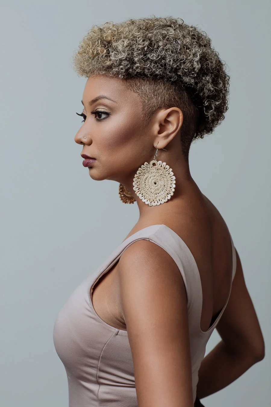 glowmakeuphair-short-hair-model-toronto-hairsalon.jpg