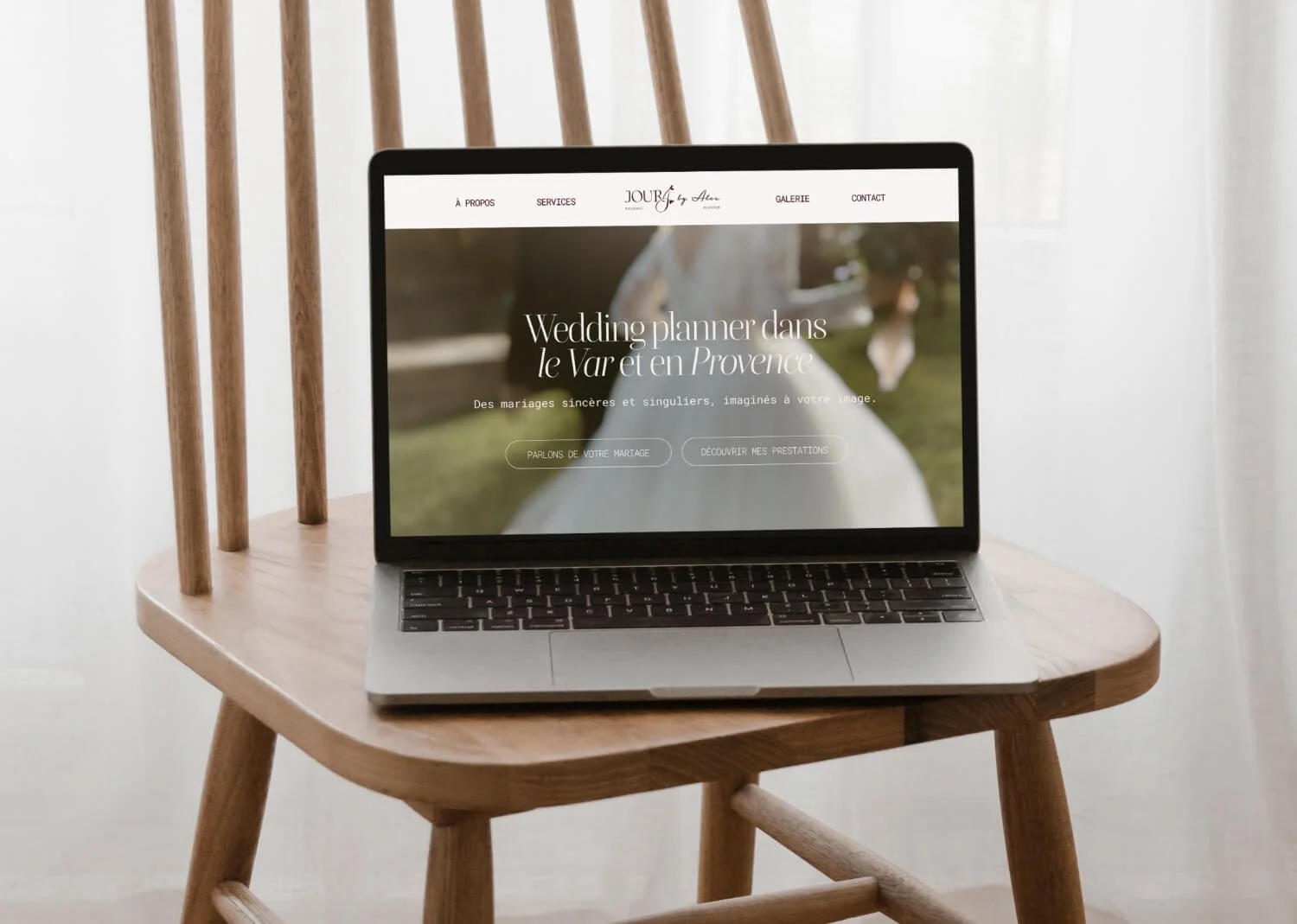 site-squarespace-wedding-planner-jour-j-by-alex-purple-prune.jpg