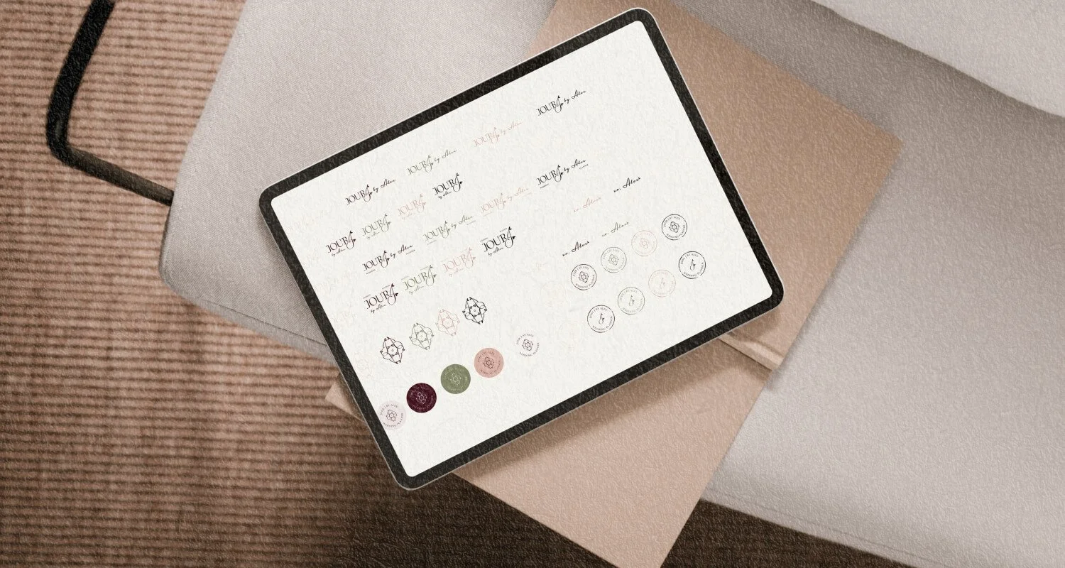 Page de présentation d'une charte graphique avec des logos, une palette de couleurs, des typographies et une image floue, ainsi qu'une fiche de marque intitulée 'Charte graphique', dernière mise à jour le 22 avril 2026.