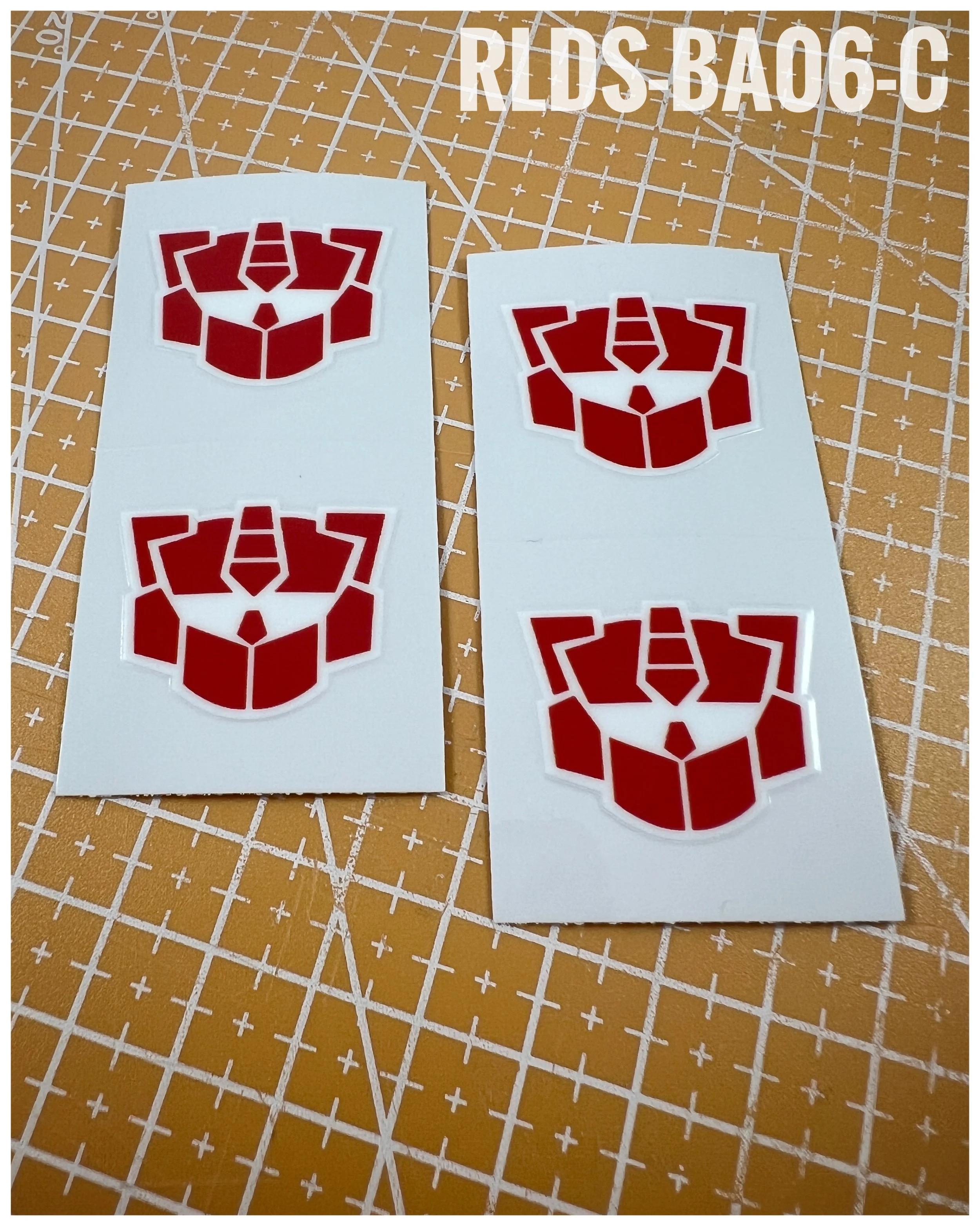 RLDS-BA06-C - Oversize G2 Bot logos, Red on White