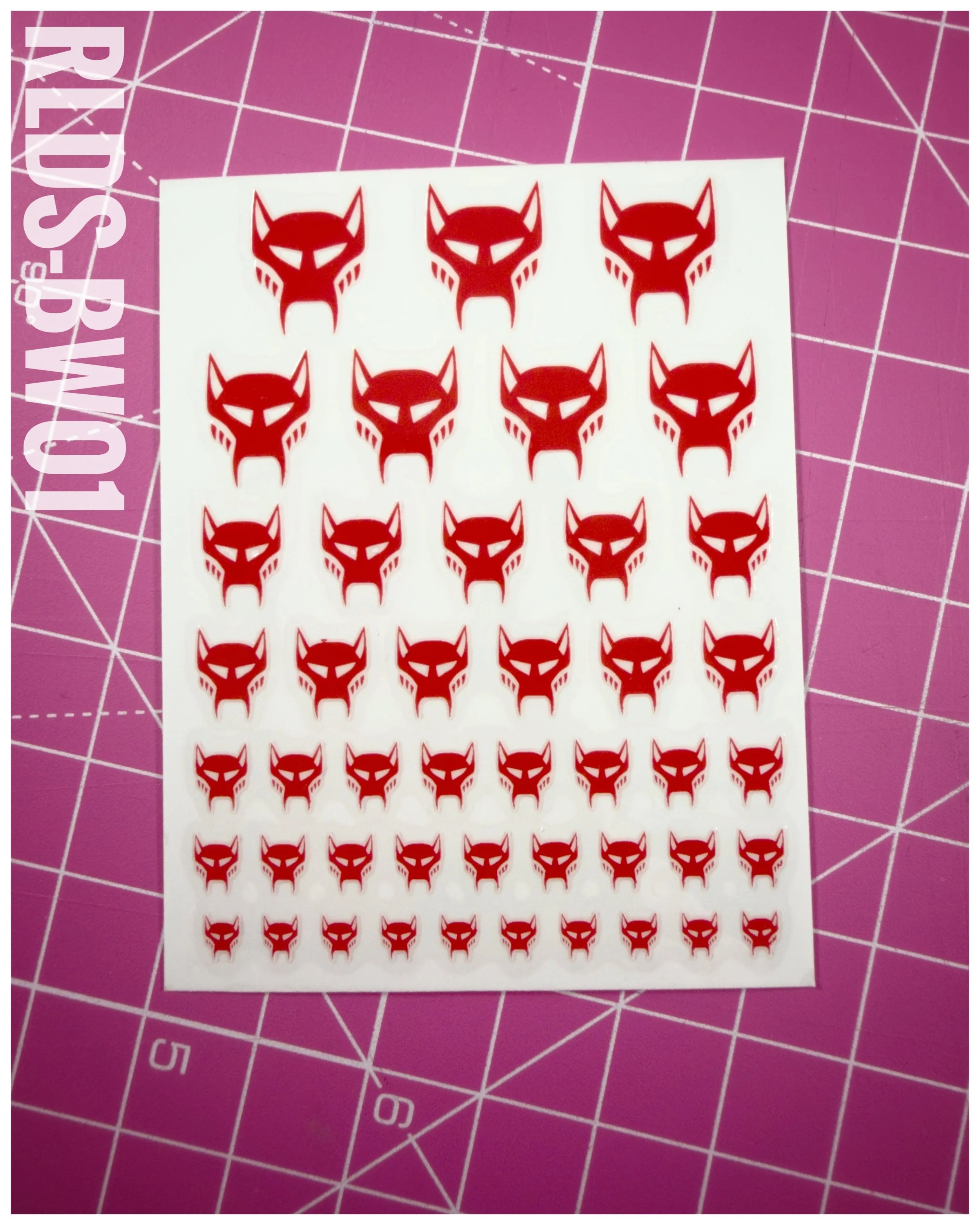 RLDS-BW01 - BW Maximal Logos, Red on Clear