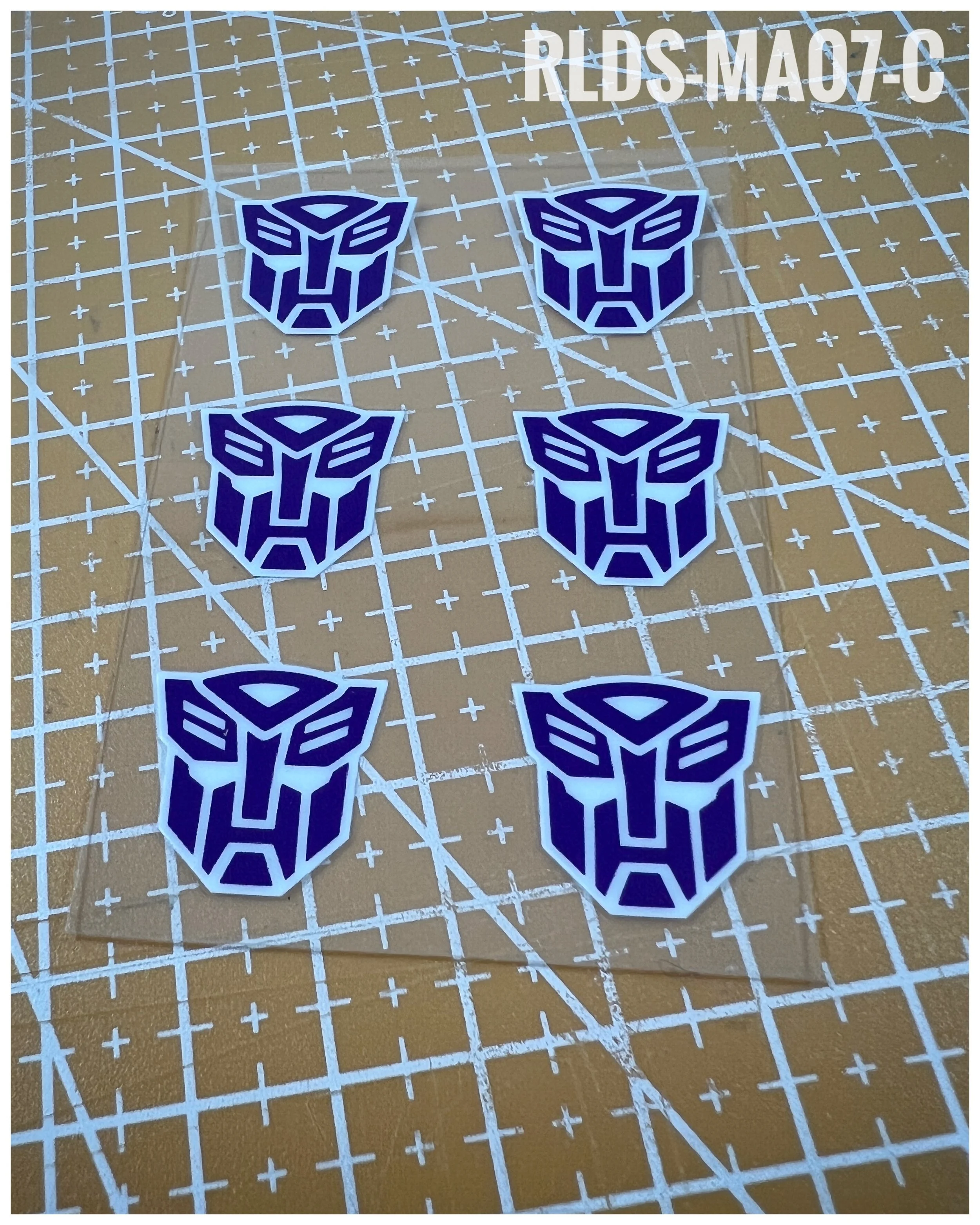 RLDS-MA07-C - Oversize Shattered Glass Bot logos, Purple on White