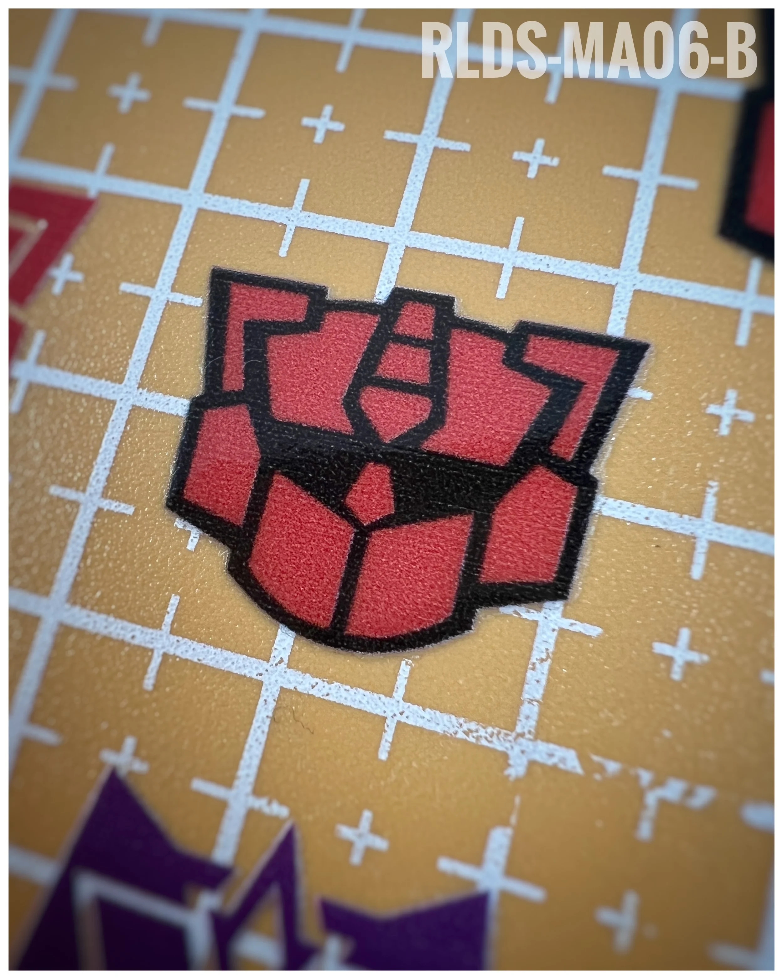 6 x medium G2 Bot dry rub transfers, Red with Black background.