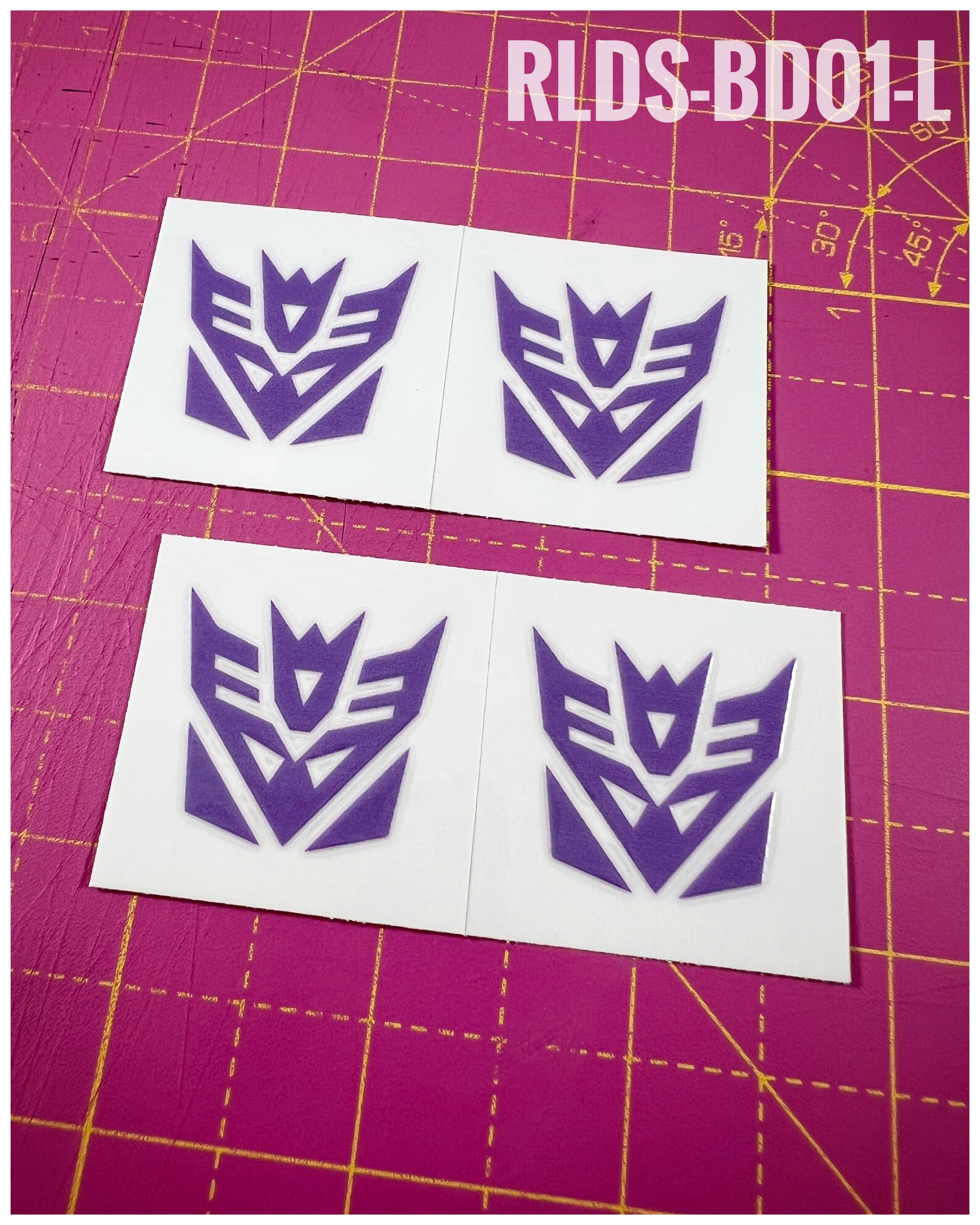 4 x large Con dry rub transfers, Toon style, Light Purple with Clear background.