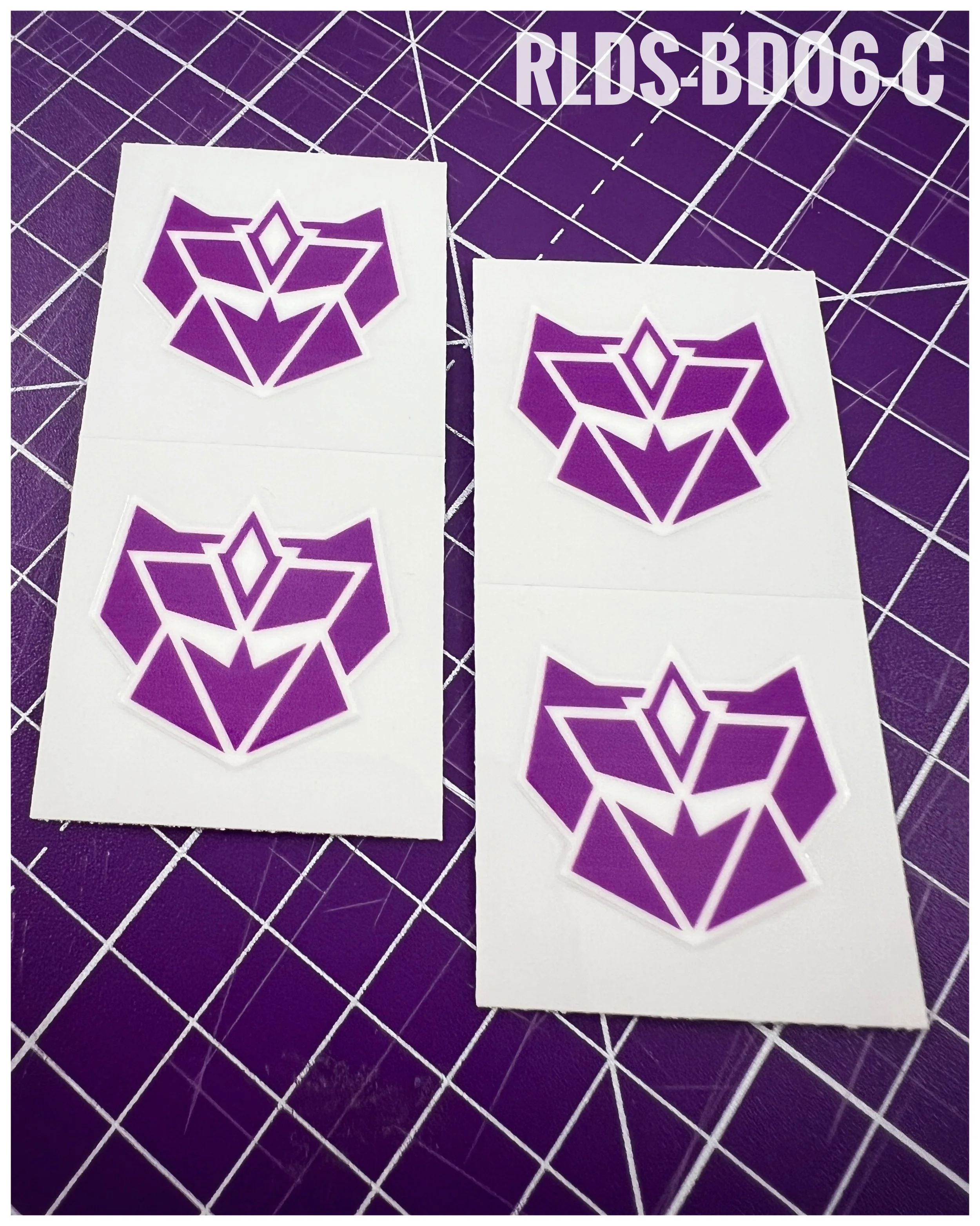 RLDS-BD06-C - Oversize G2 Con logos, Purple on White