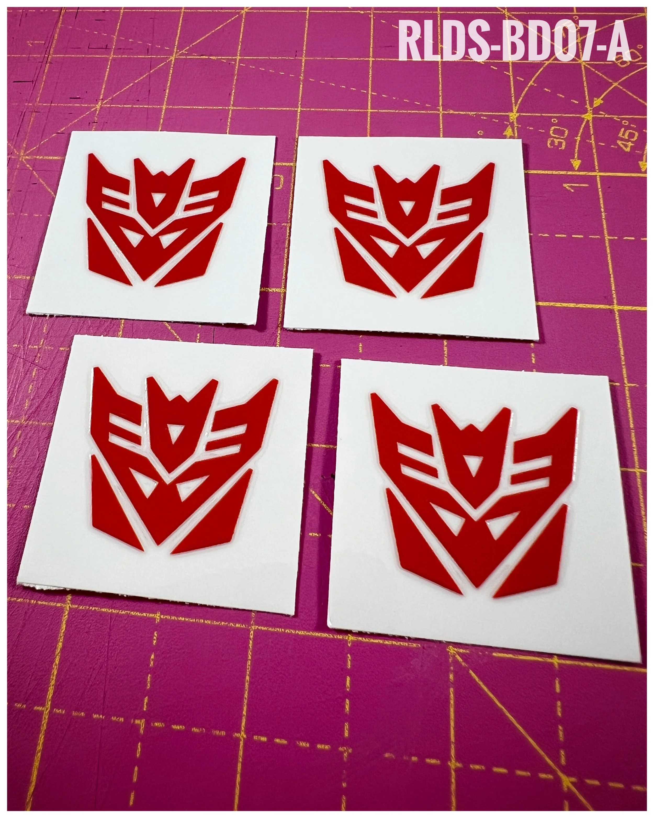 4 x large Shattered Glass Con dry rub transfers, Red with Clear background.