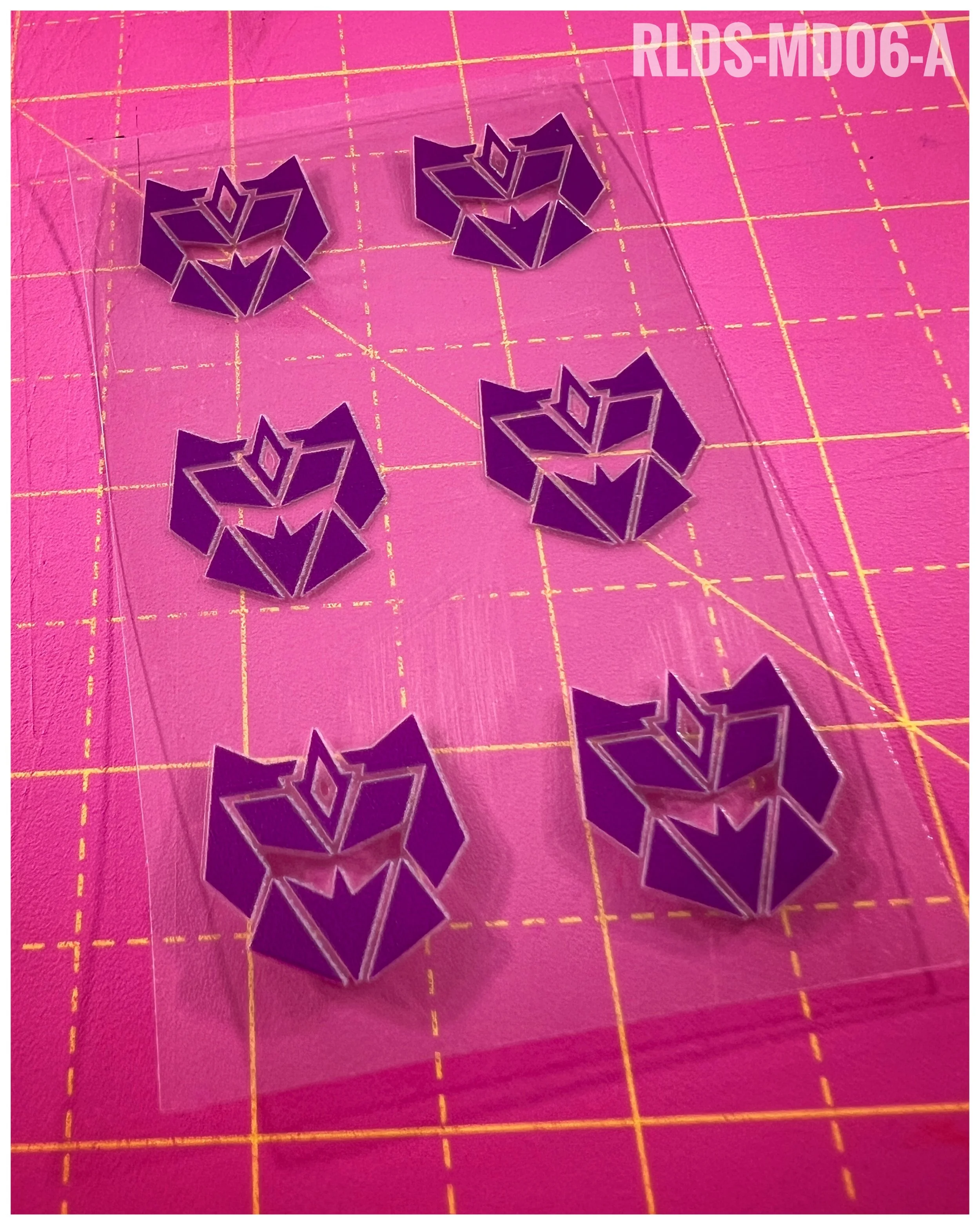 RLDS-MD06-A - Oversize G2 Con logos, Purple on Clear