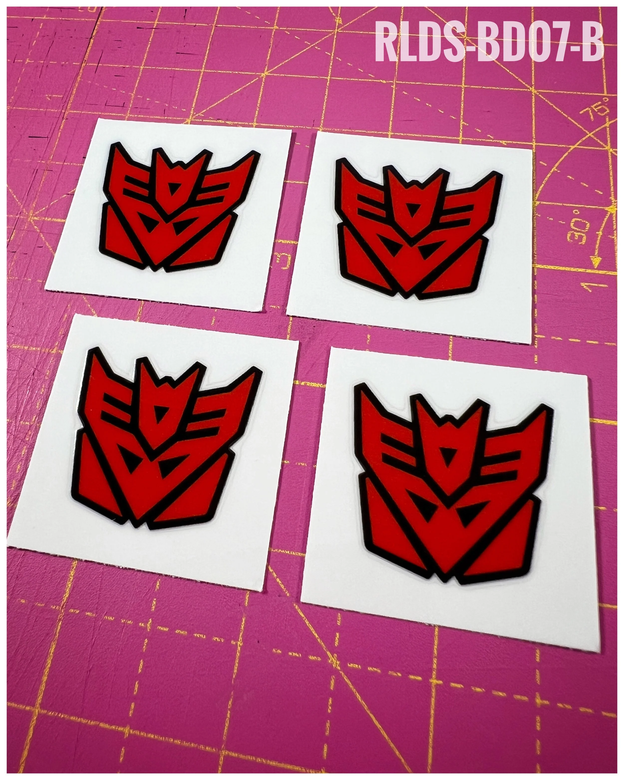 4 x large Shattered Glass Con dry rub transfers, Red with Black background.