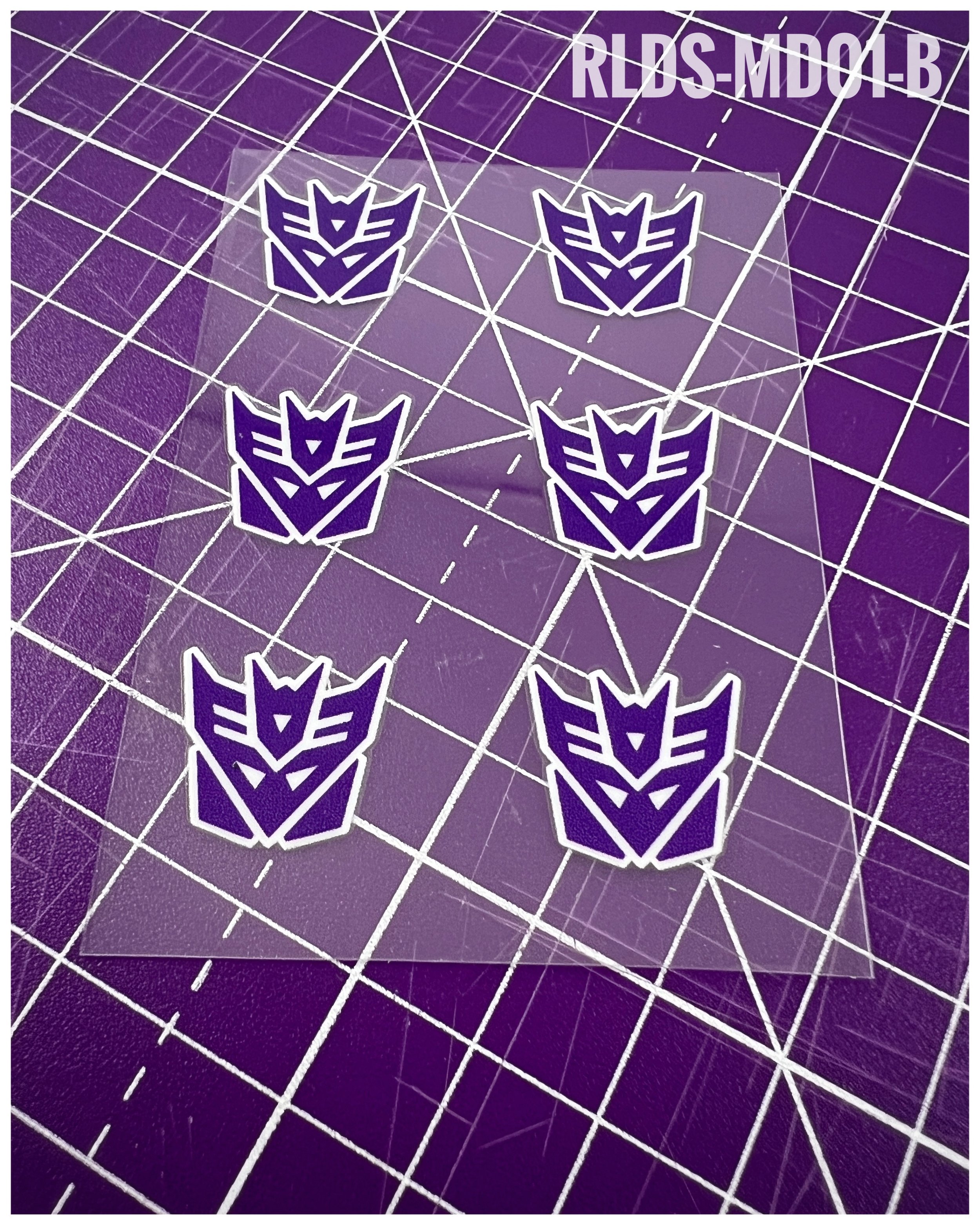 RLDS-MD01-B - Oversize Con logos, Purple on White