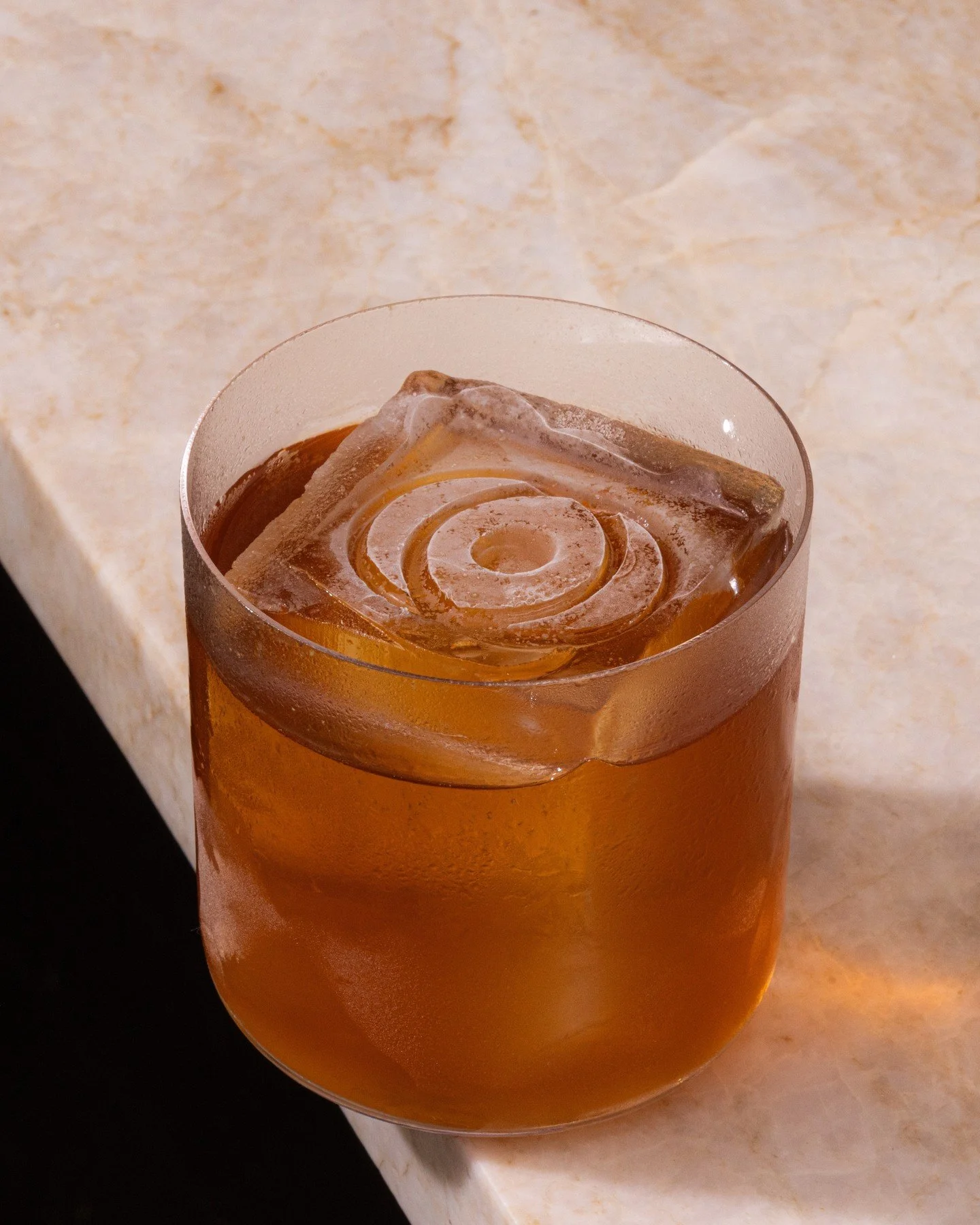 A little smoke, a little sweetness, and a whole lot of star power.⁠
⁠
A fan favorite since opening night 🥃 The Dublin Drop ⁠
johnnie walker scotch / guinness maple / lapsang souchong / sherry⁠
⁠
Find it SEVEN days a week at In Plain Sight.⁠