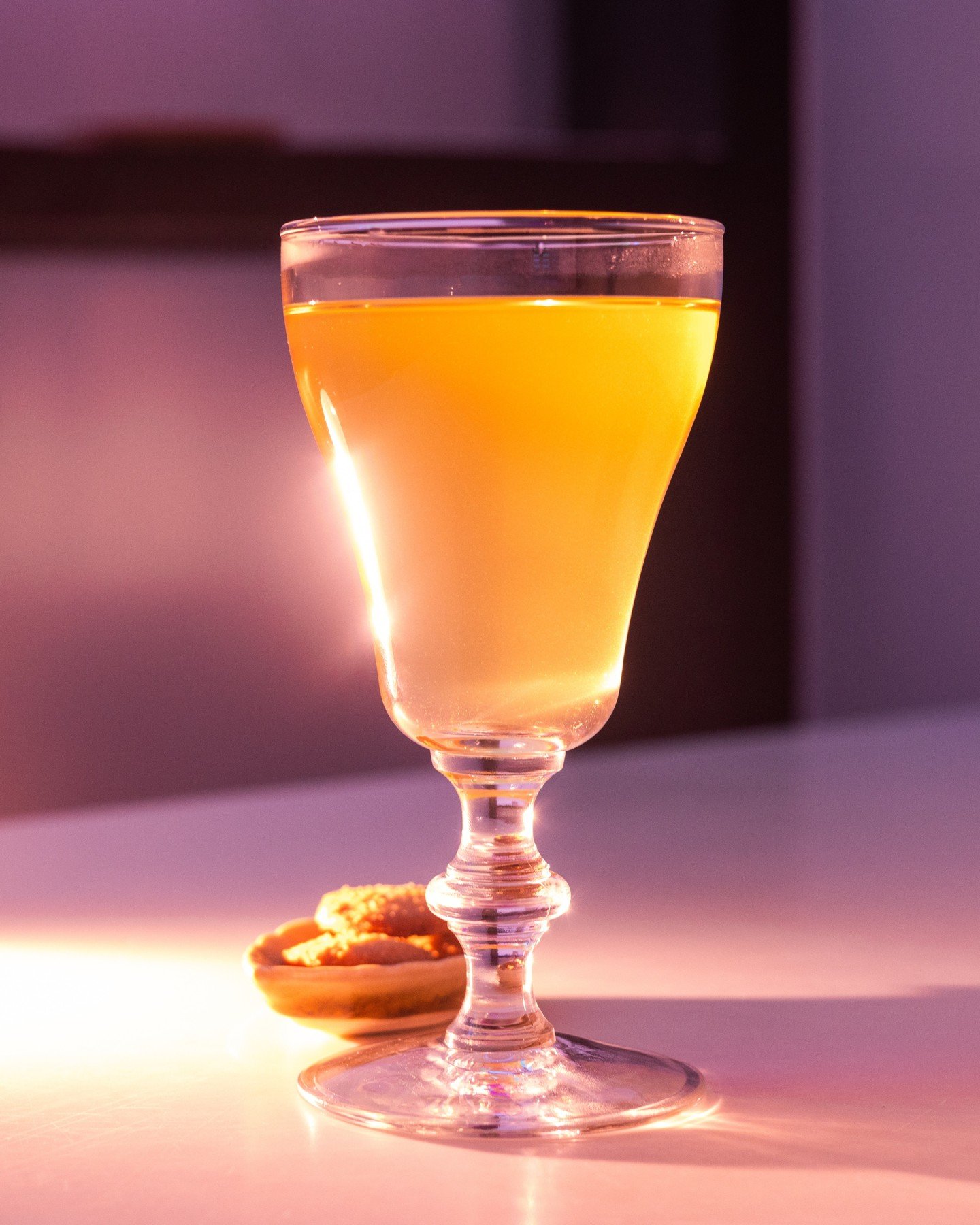 Holiday drinks? Yeah, we made some 🤭 They&rsquo;re here all December and they&rsquo;re really good.⁠
⁠
Hot Nog⁠
pierre ferrand 1840 cognac / yebiga bela plum brandy / chardonnay / amontillado sherry / cinnamon / nutmeg / clarified eggnog [Served Hot