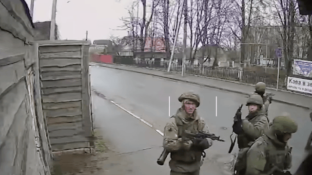 Defiant_IG_Tile A_v8_ALT.gif