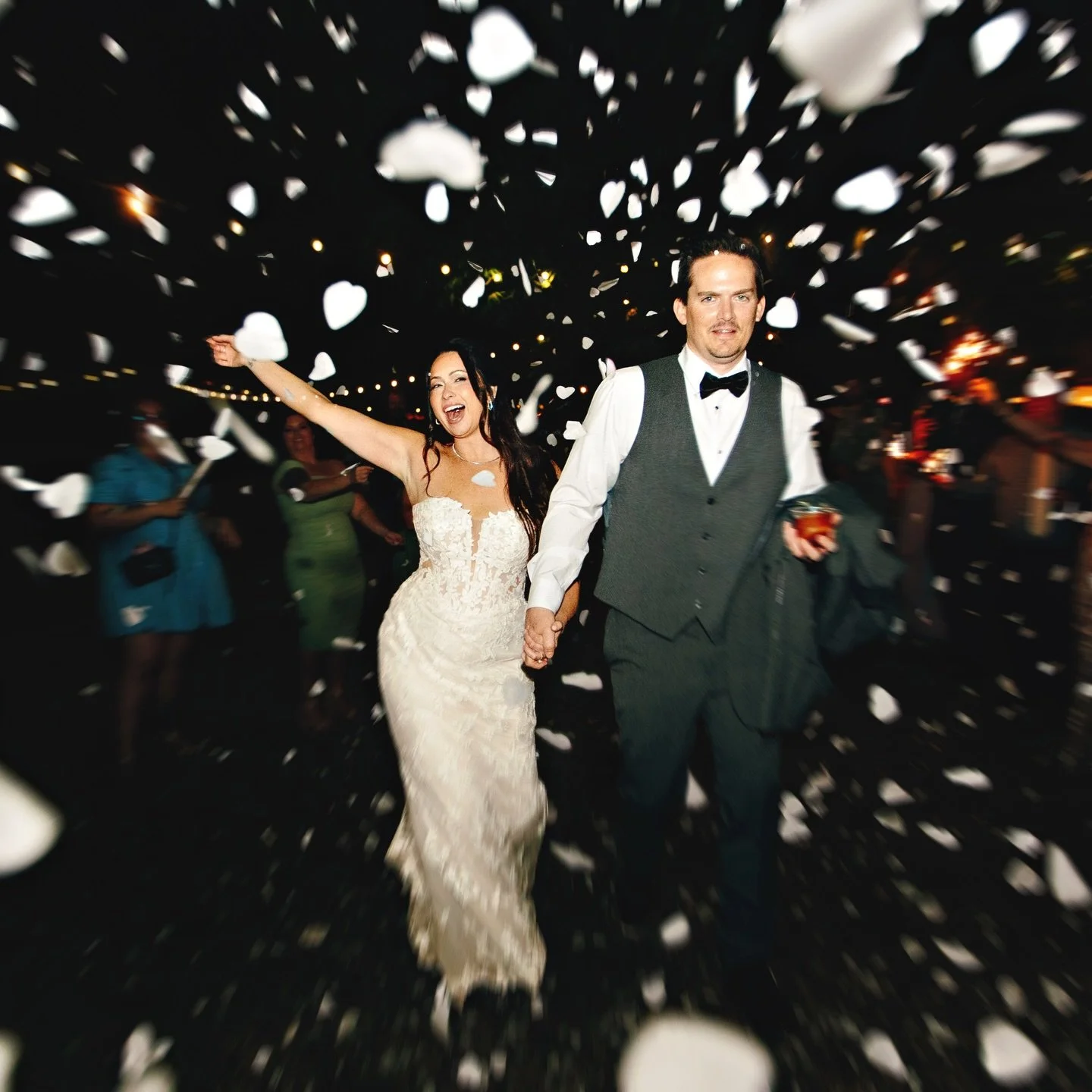 This weekend Kyle and I will be enjoying a kid free friend trip, so today felt like a good day for a fun post. I&rsquo;ll be sharing more photos of Sarah and Glenn because I love them, but had to start with their grand exit. I really don&rsquo;t thin