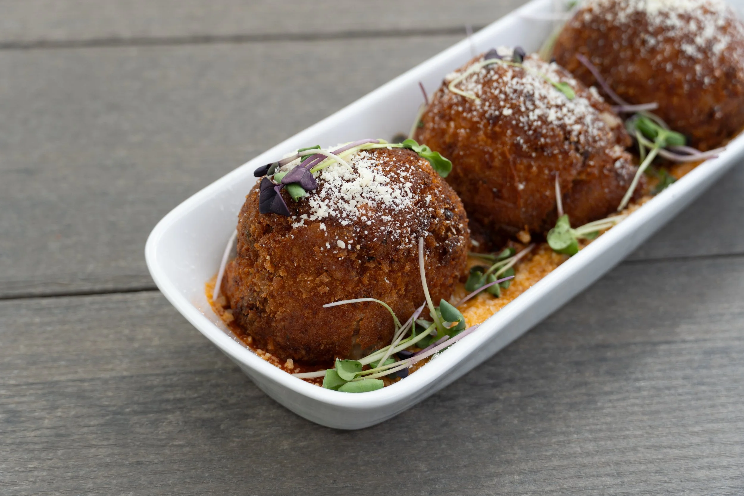 090425 - Weekend Features-8.jpg