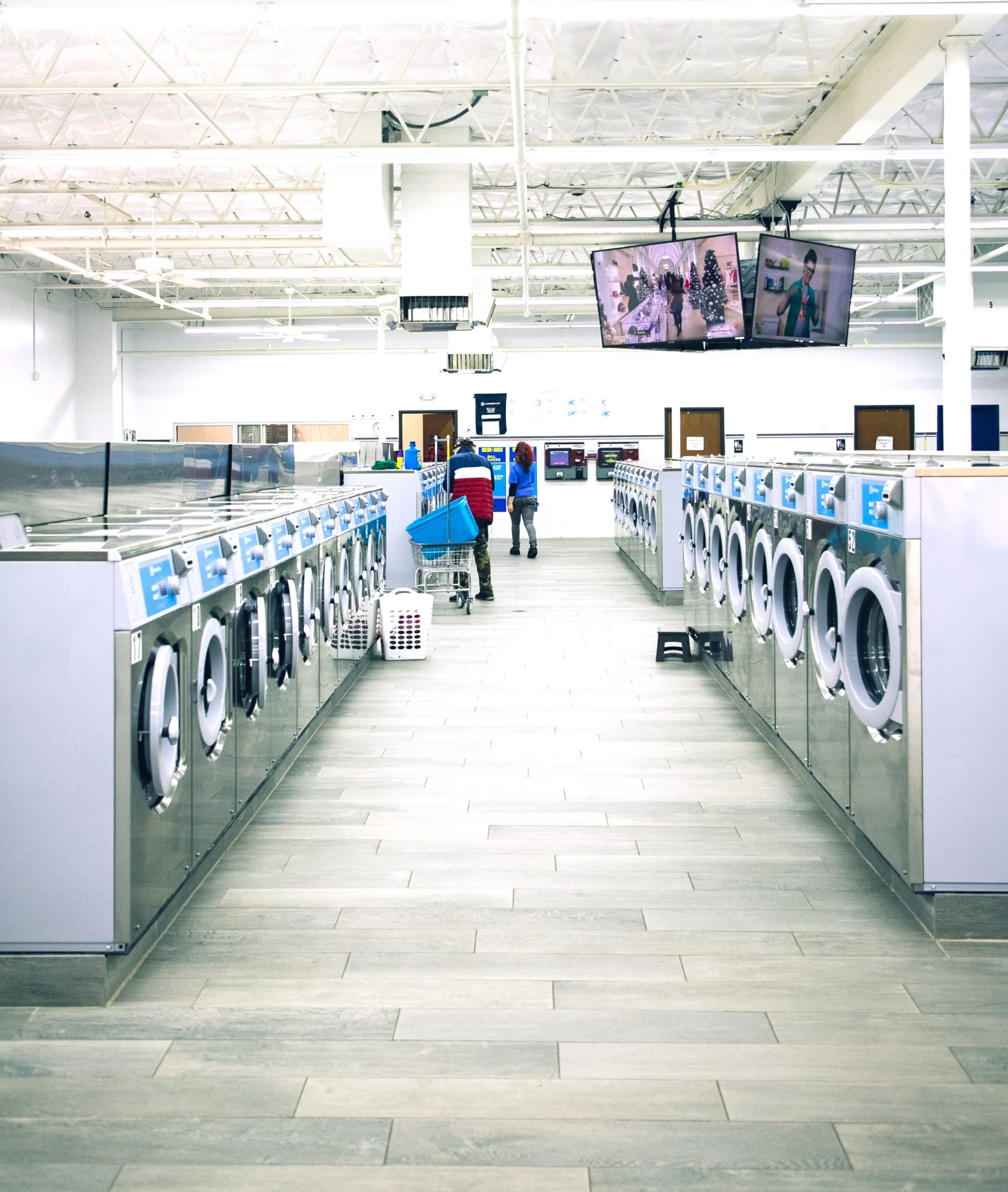 Why Choose a Franchise Like Laundry Luv Instead of Going Independent?