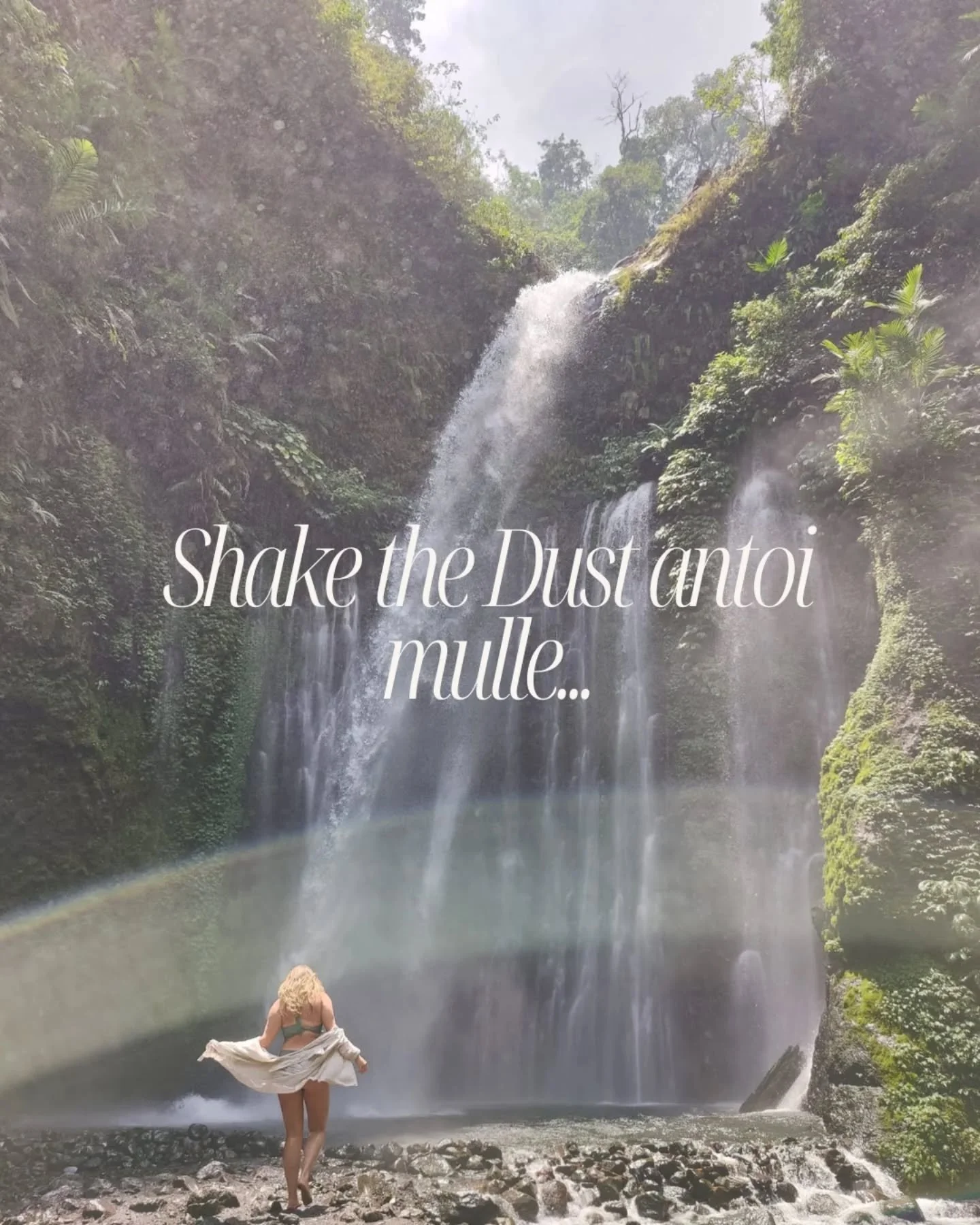 Shake the Dust oli se polku, jonka valitsin, joka muutti kaiken. 

Kun ekan kerran eksyin Shake the Dust tunnille, olin v&auml;synyt, ahdistunut ja aika vaikeessa paikassa. En edes tajunnut kuinka paljon kaipasin valoa ja iloa. T&auml;&auml; tunti ol