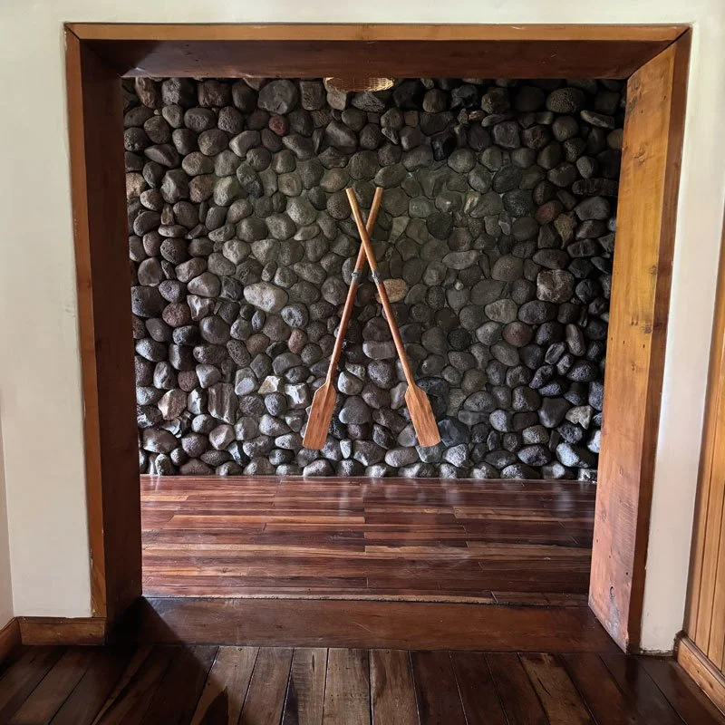 lobby02.jpg