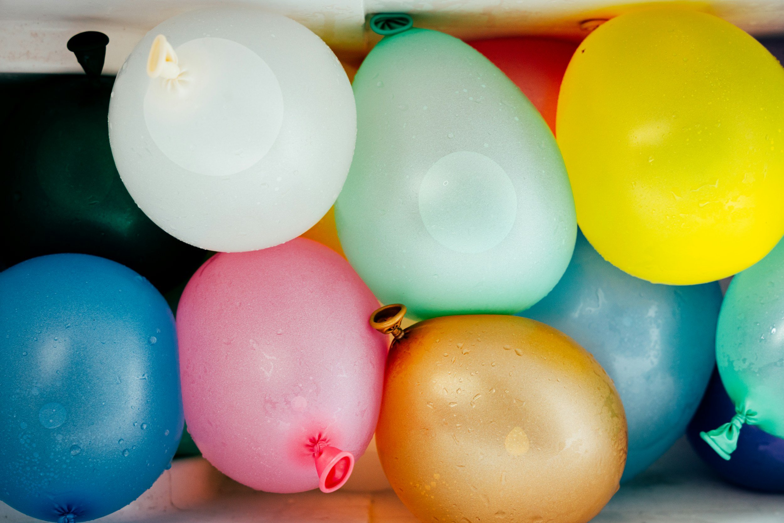 Balloon Toss